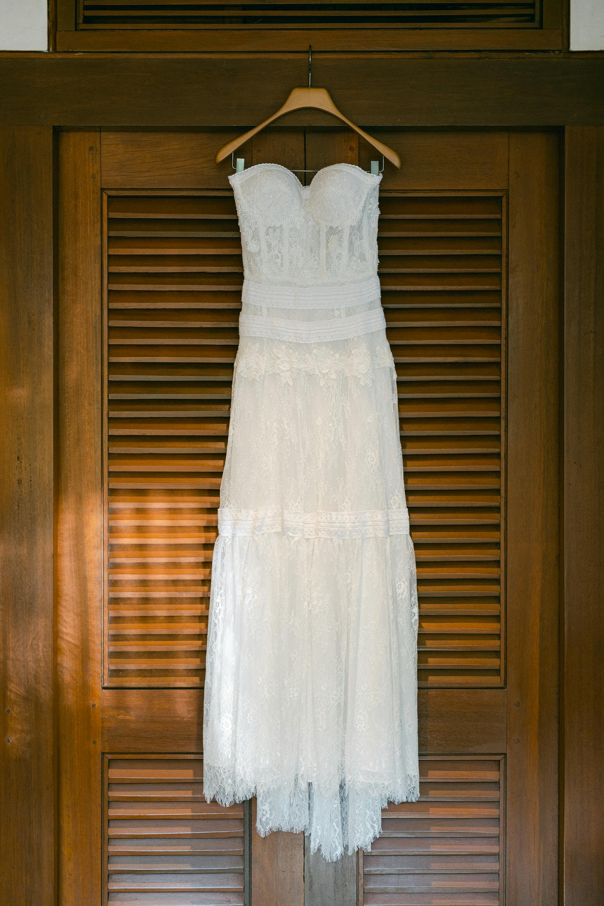 A wedding dress | Source: Pexels