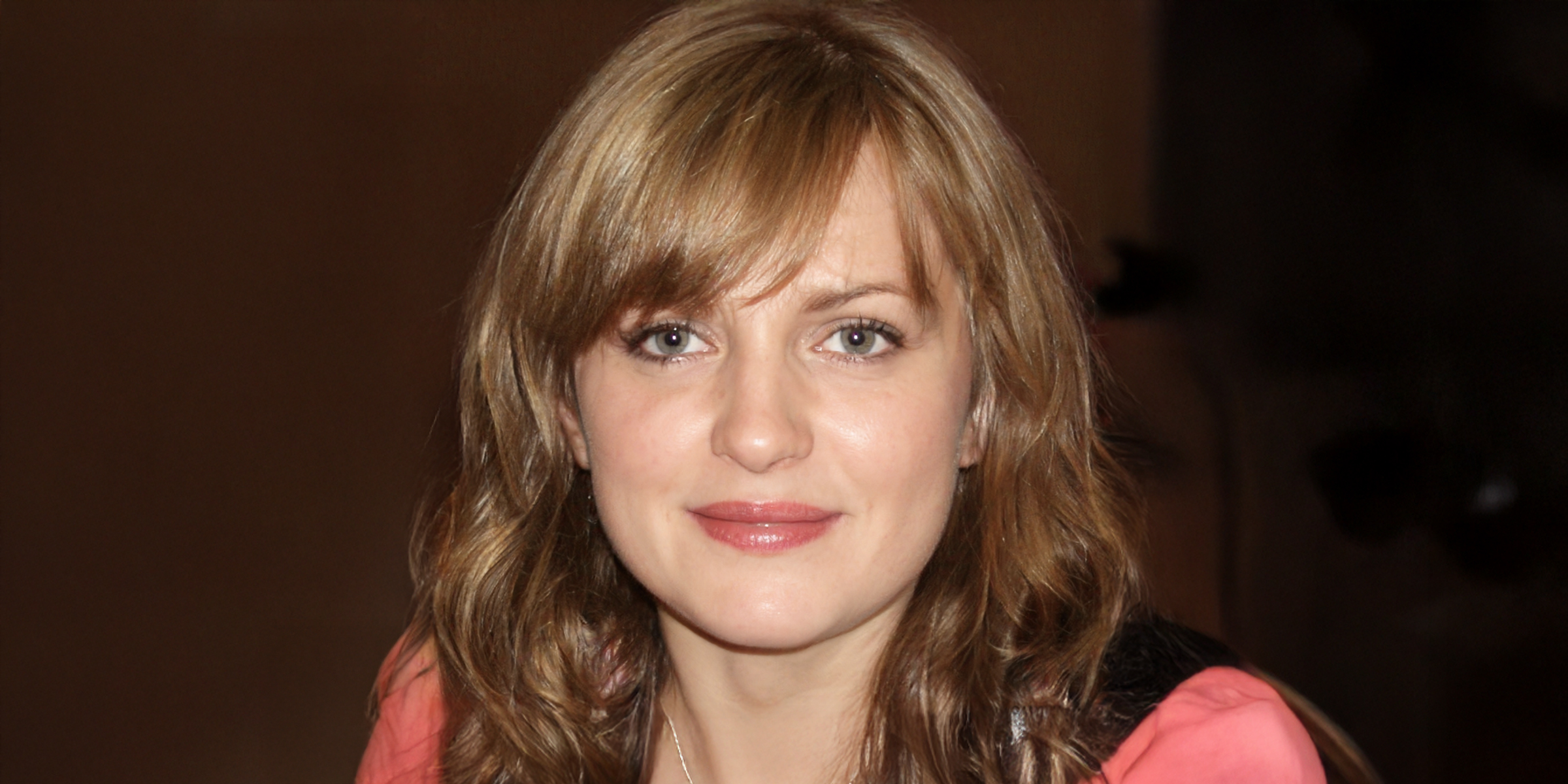 A young woman | Source: The Celebritist
