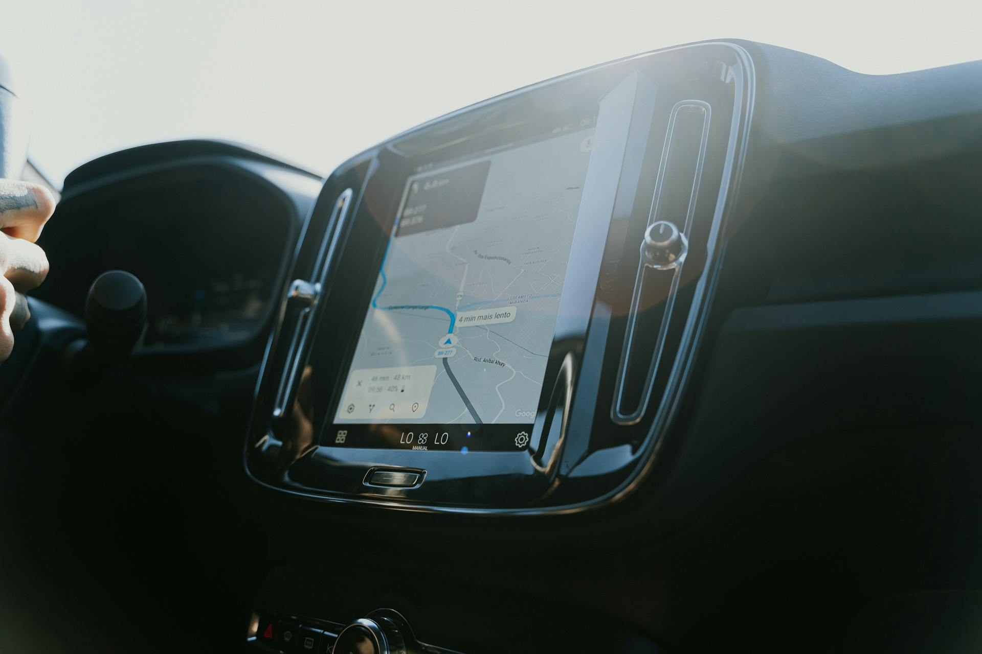 The touchscreen on a car console | Source: Pexels