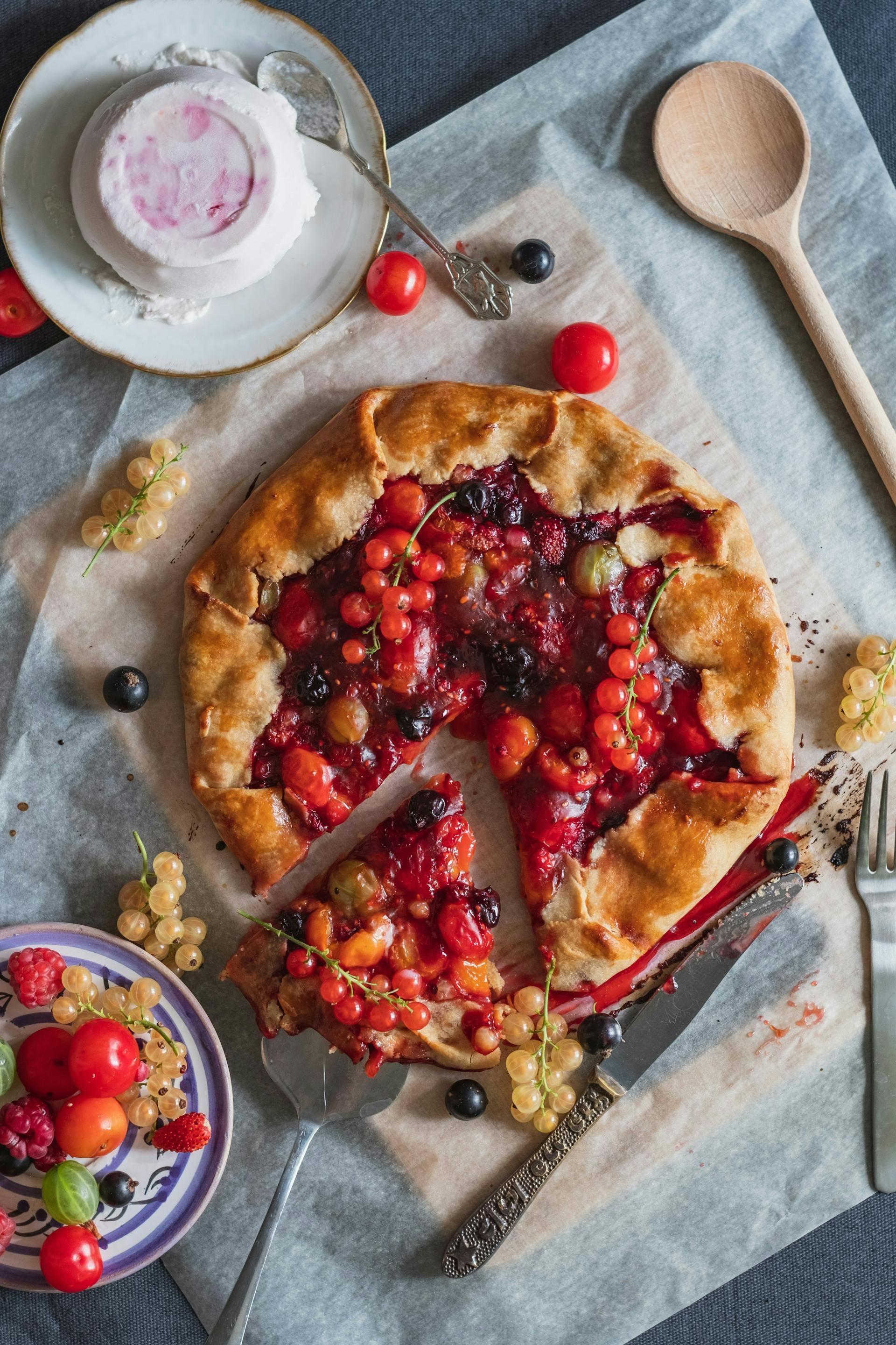 A berry tart | Source: Pexels