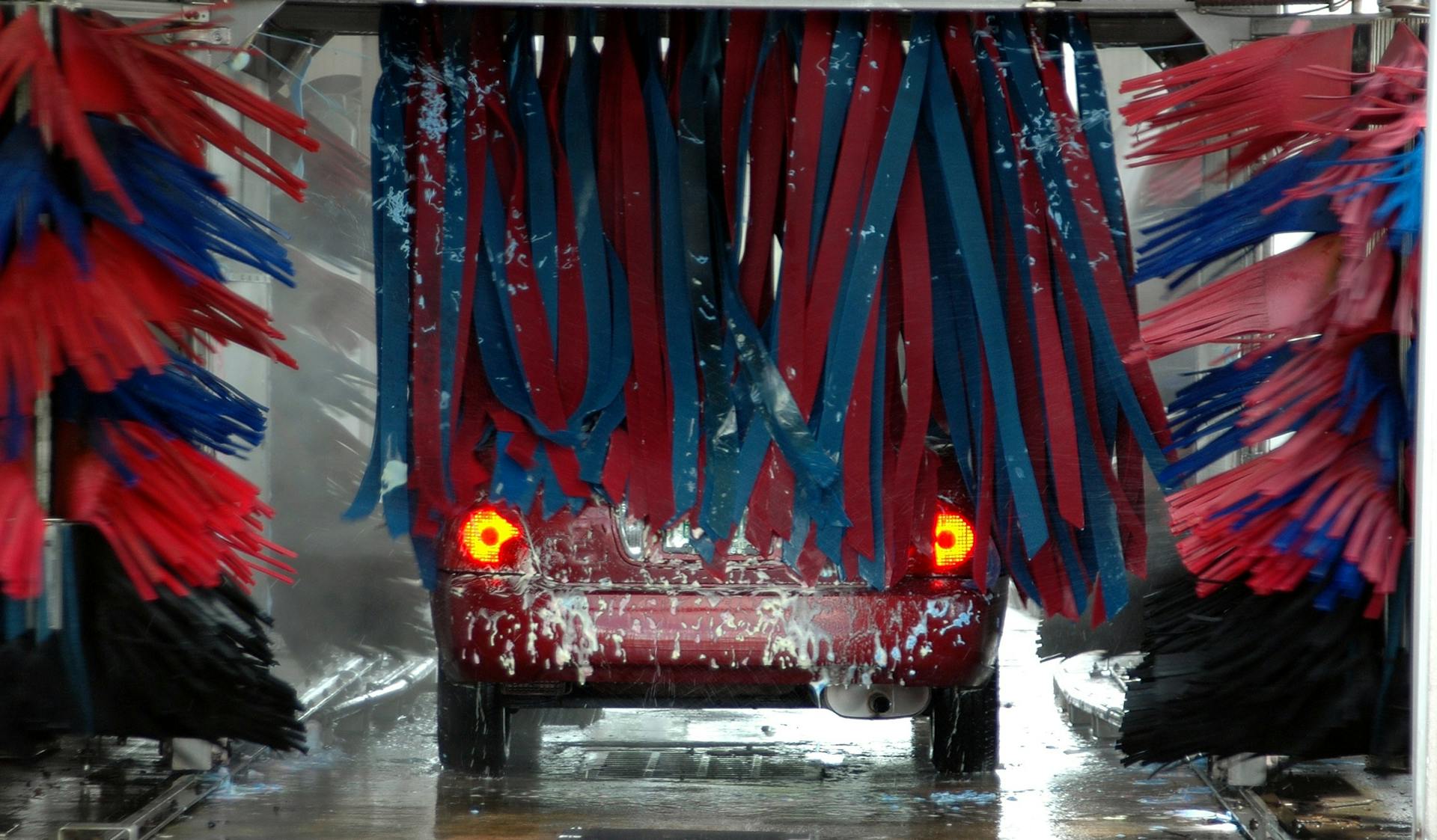 A car going through a car wash | Source: Pexels