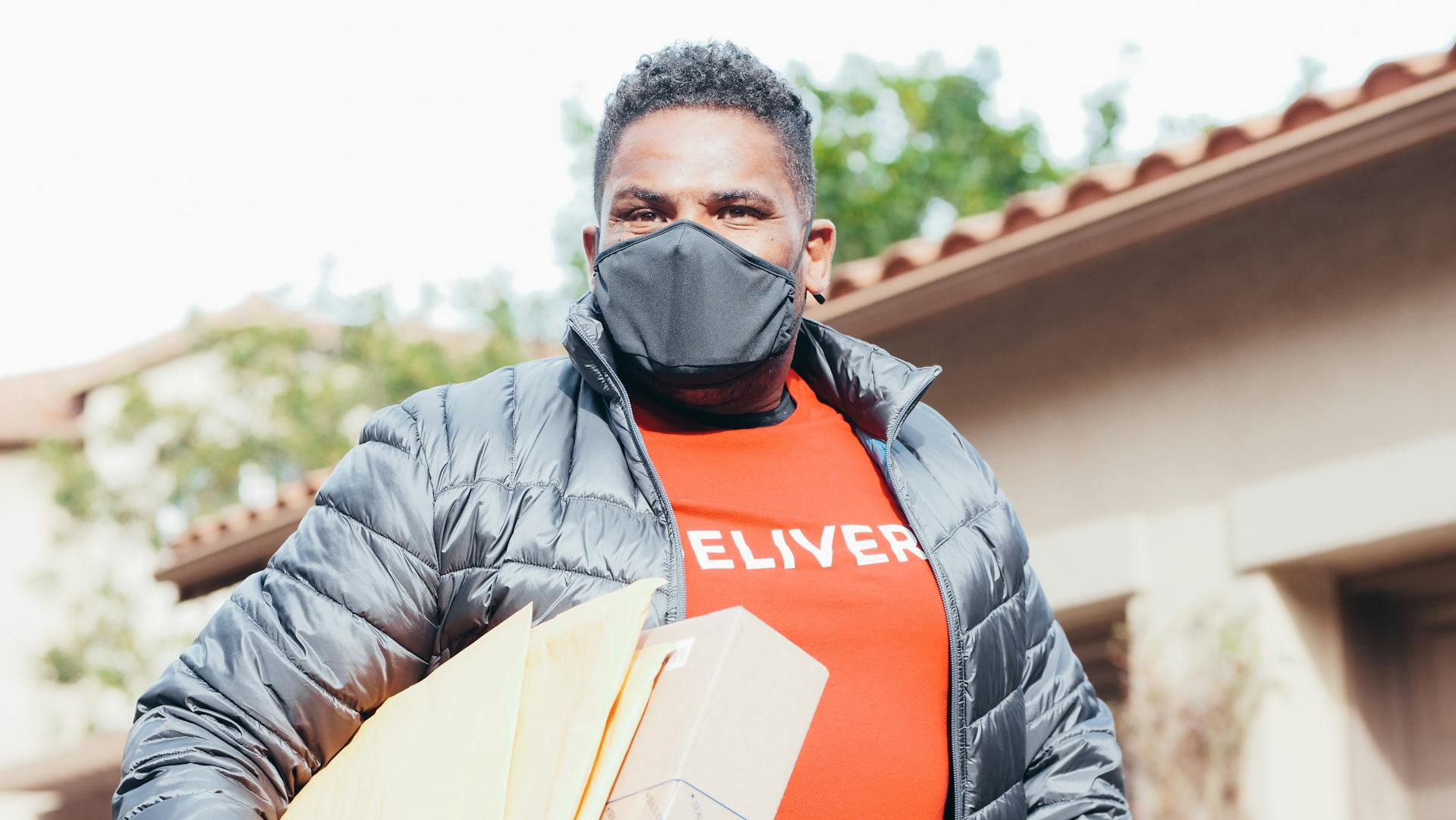 A mailman | Source: Pexels