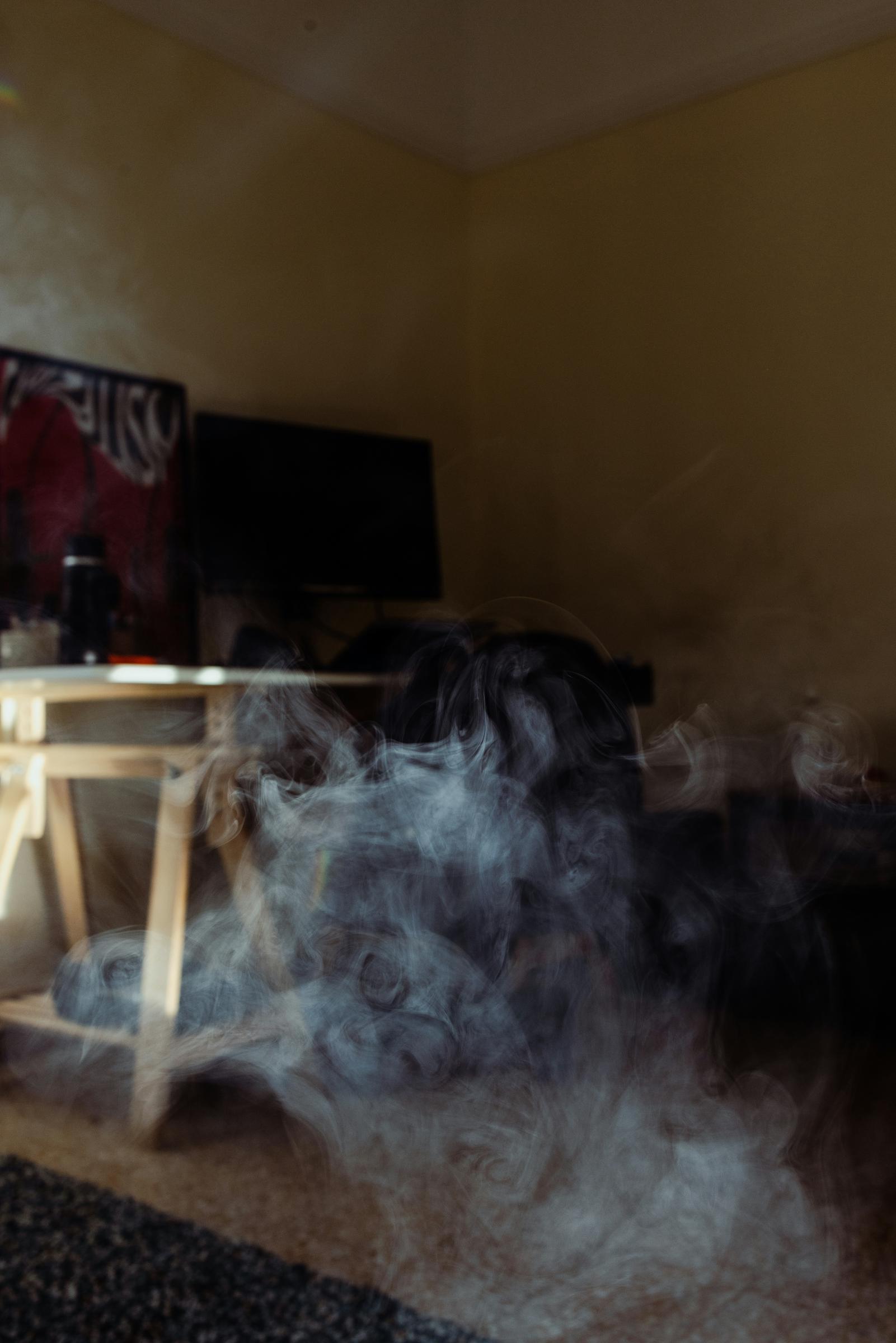 Smoke inside a house | Source: Unsplash