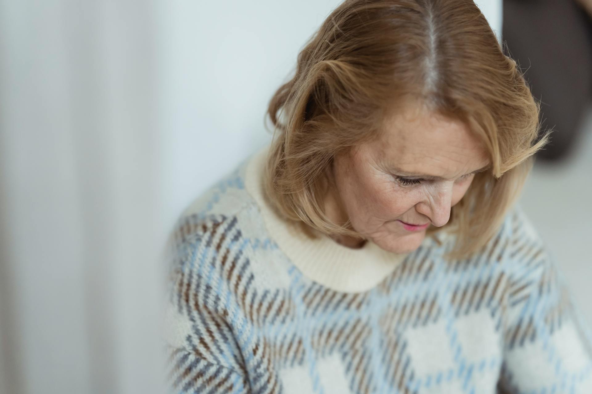 A thoughtful woman | Source: Pexels