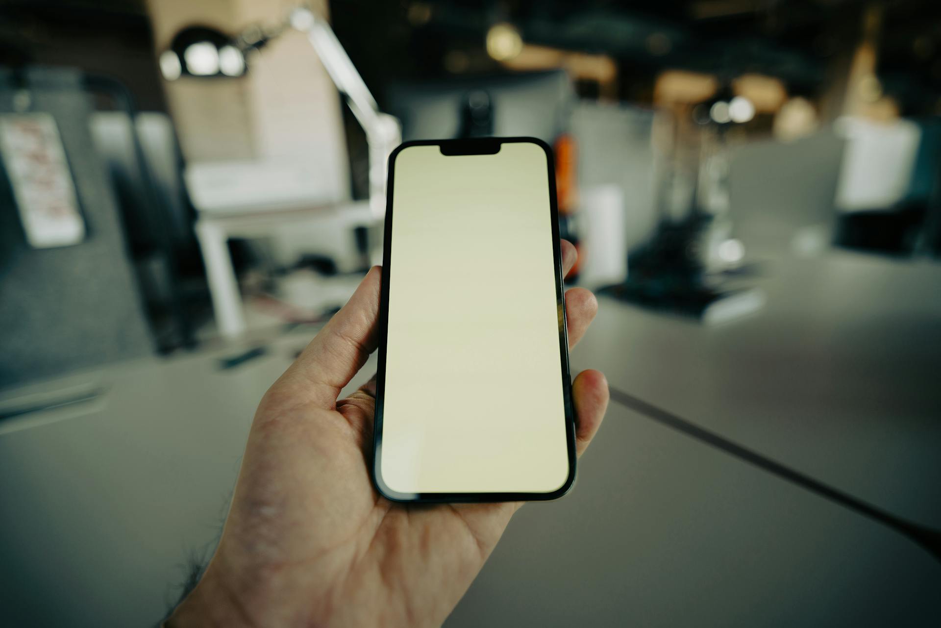 A man holding a cell phone | Source: Pexels
