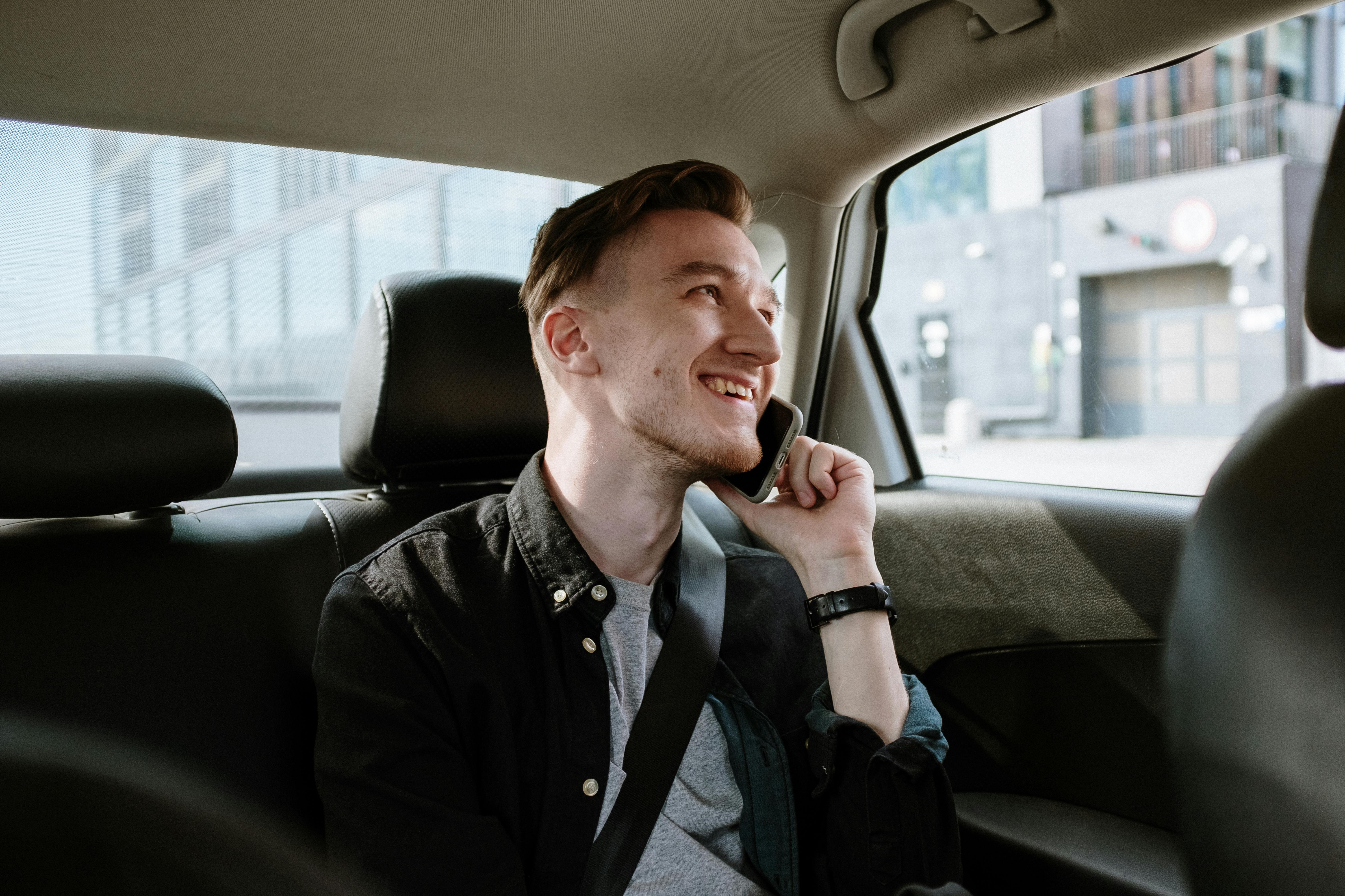 A happy man on a call | Source: Pexels