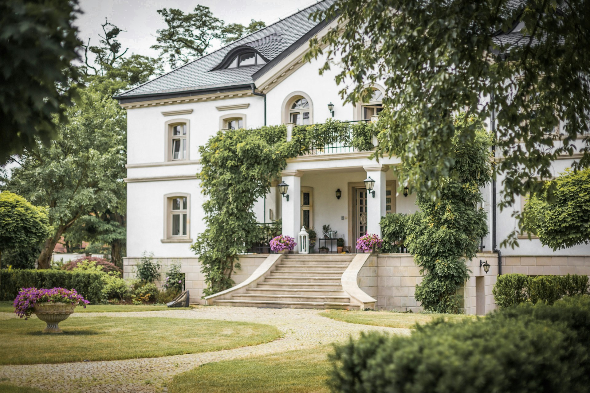 A mansion | Source: Unsplash