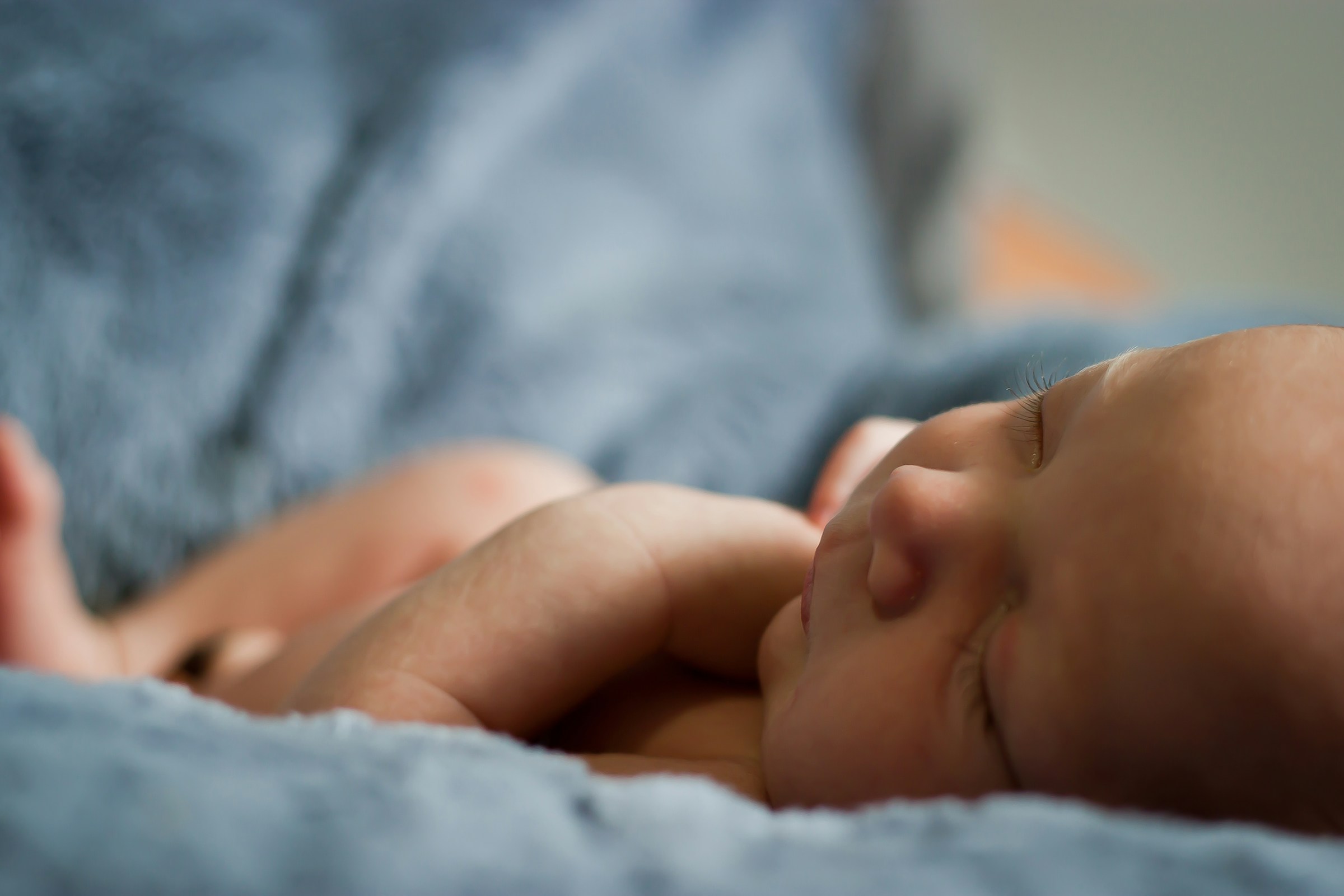 A newborn baby | Source: Unsplash