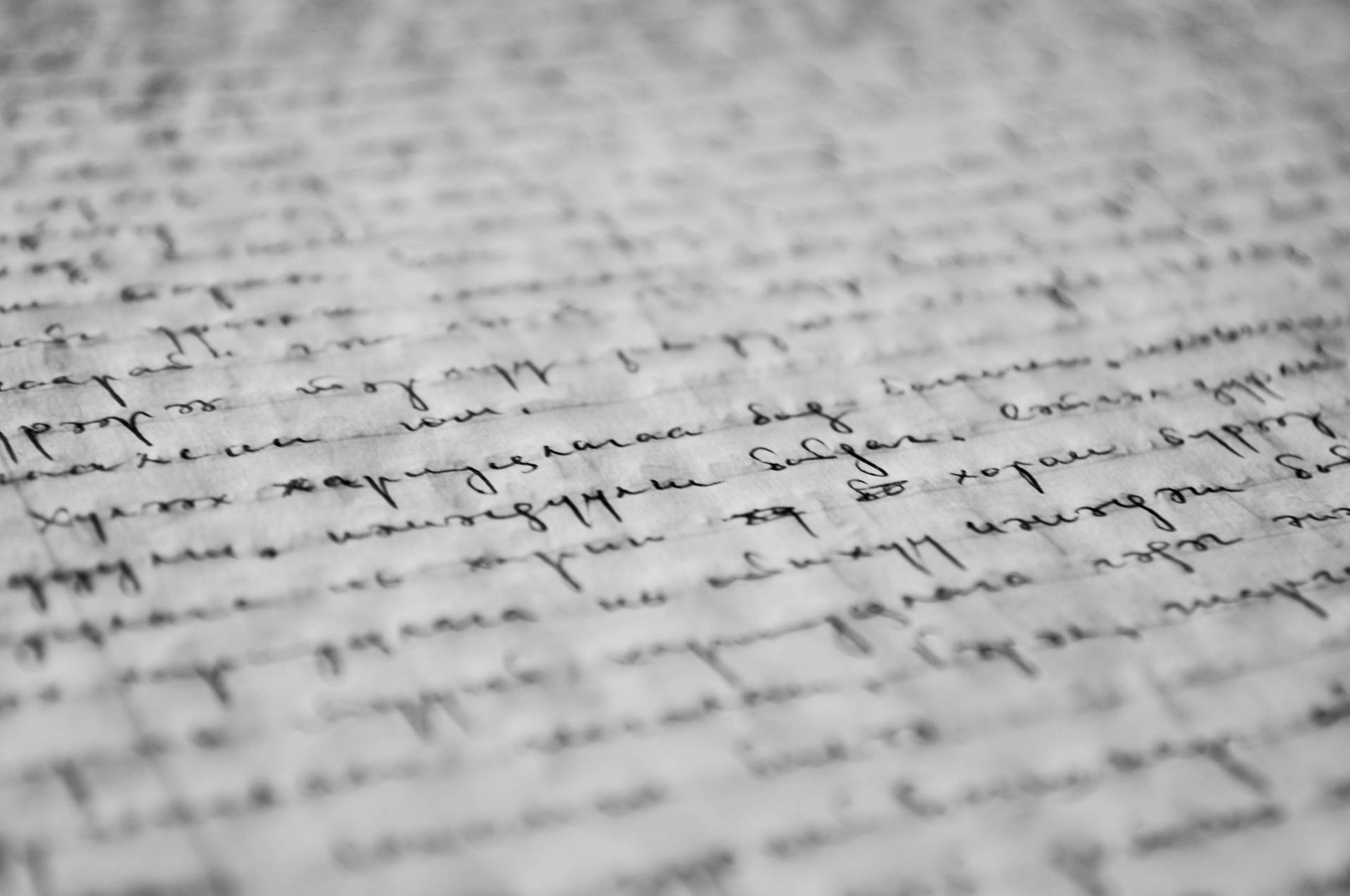 Um close-up de texto manuscrito | Fonte: Pexels