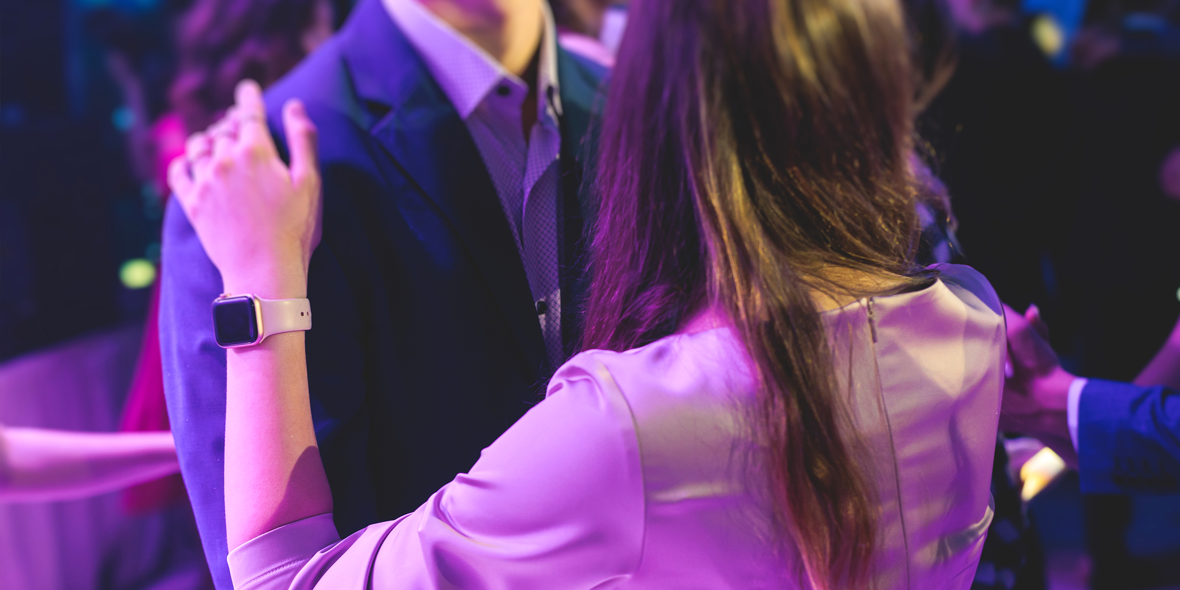 A couple dancing | Source: Shutterstock