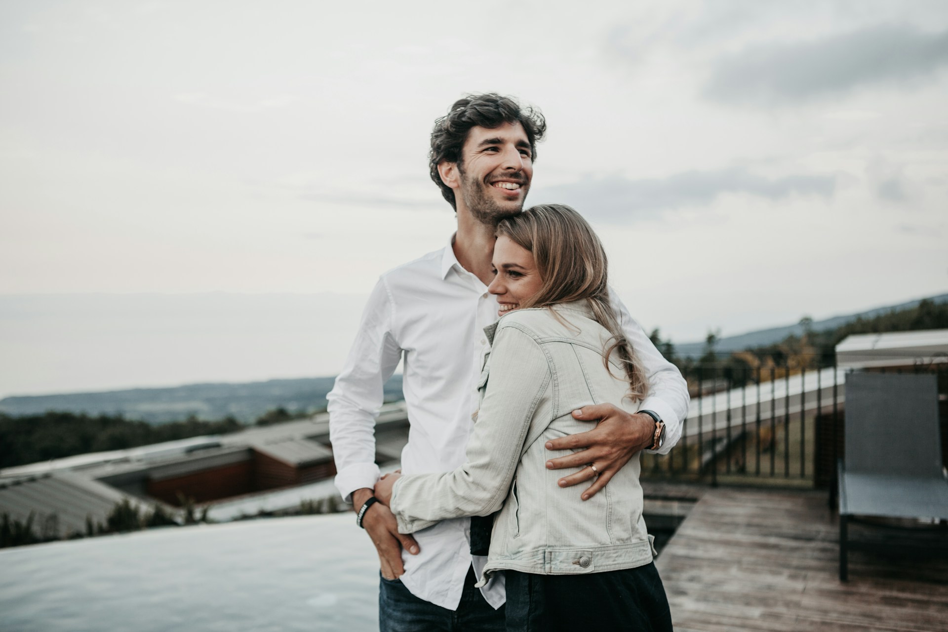 A happy couple | Source: Unsplash