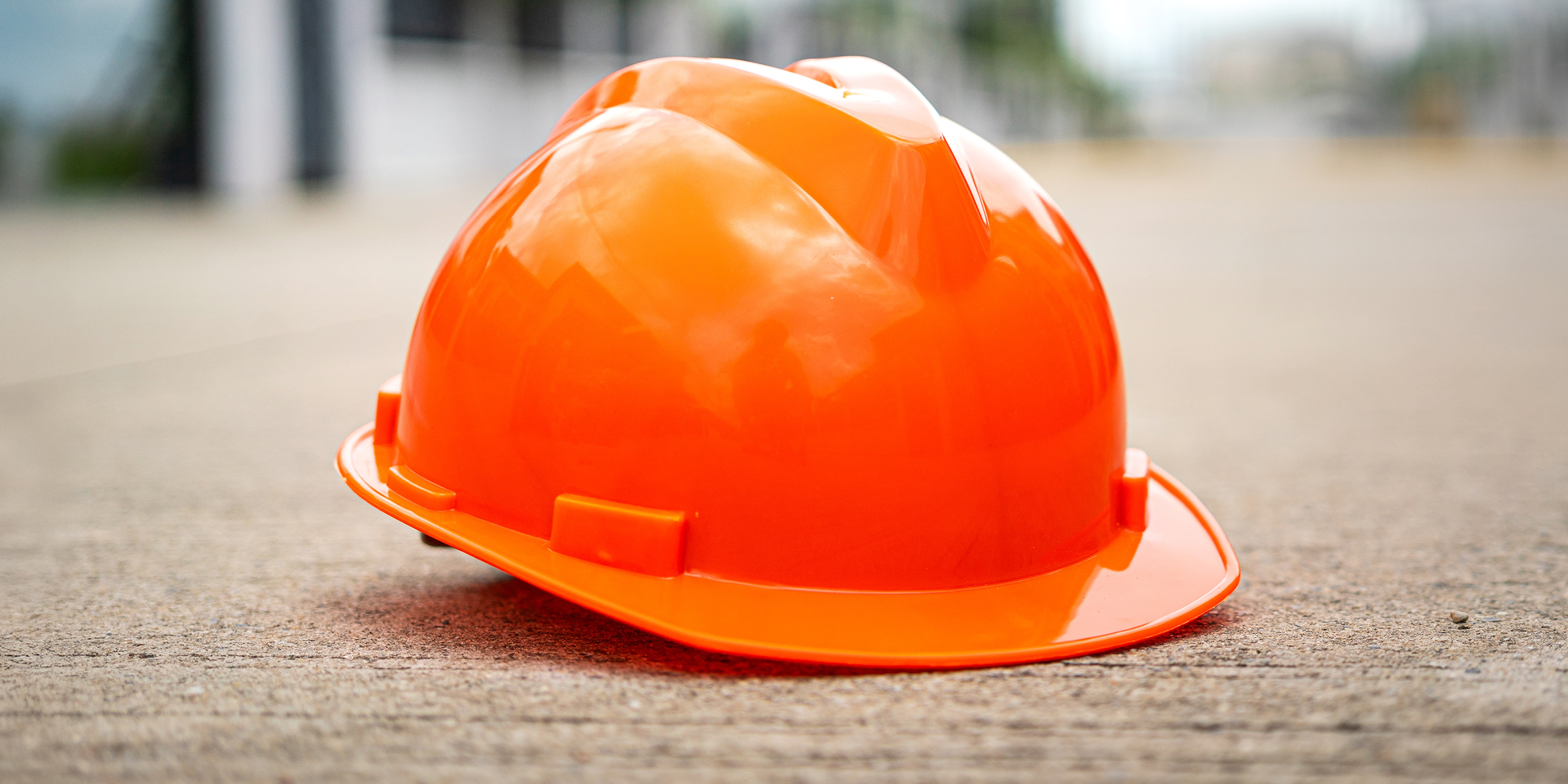 A hard hat on the ground | Source: Shutterstock