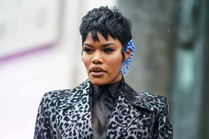 Teyana Taylor outside Mugler, during Paris Fashion Week - Womenswear Fall/Winter 2020/2021, on February 26, 2020, in Paris, France. | Photo: Getty Images