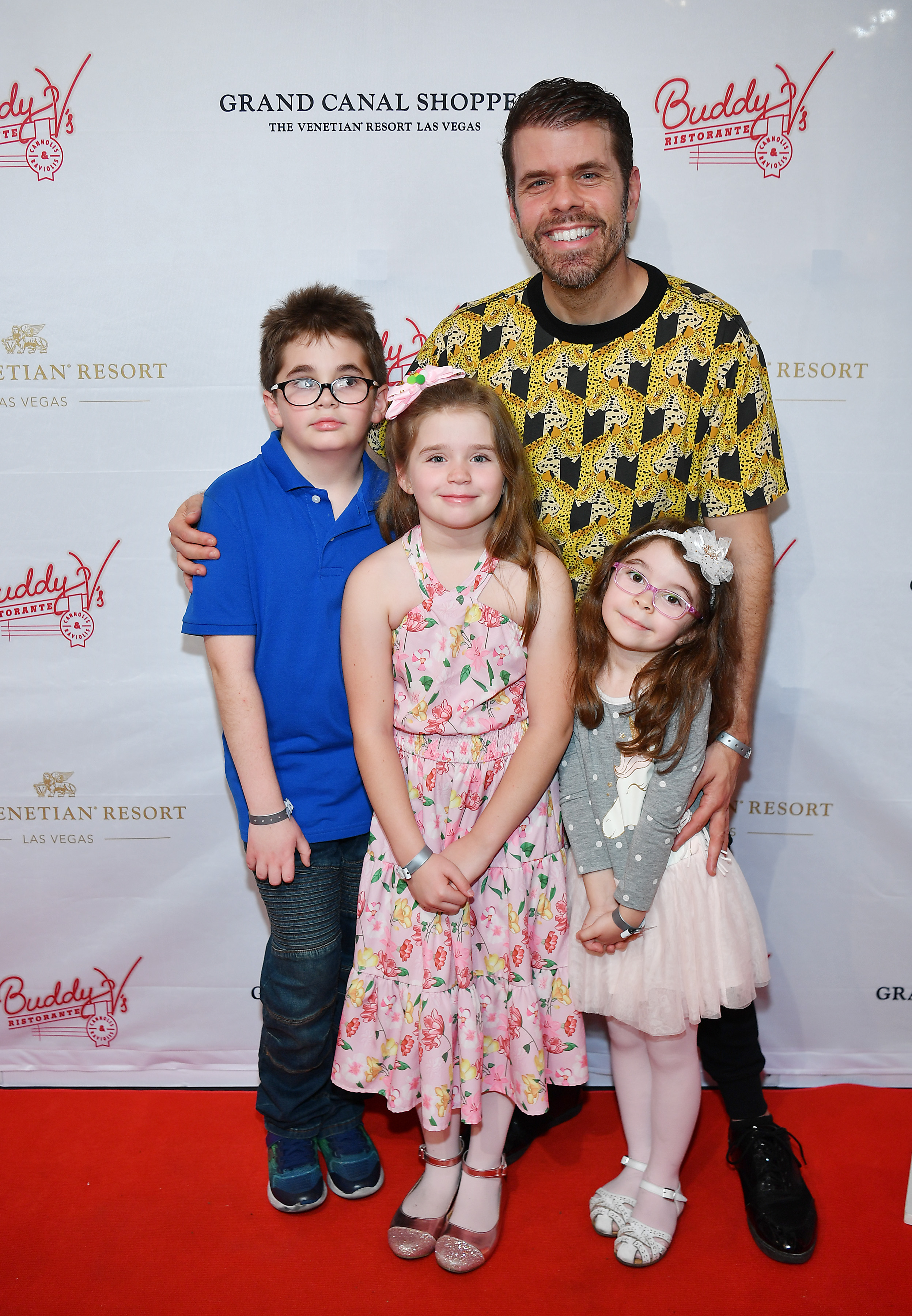 Mario Hilton, Mia Hilton, Perez Hilton and Mayte Hilton arrive at Buddy V's Ristorante at the Venetian Las Vegas on August 3, 2023 in Nevada. | Source: Getty Images