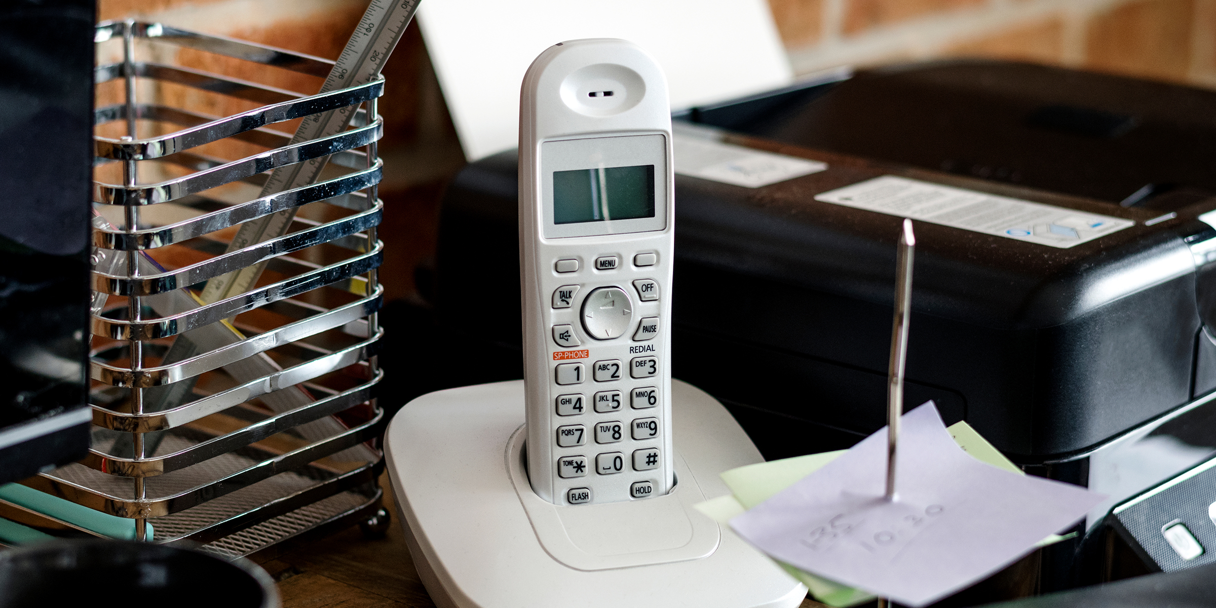 A close up of a landline | Source: Shutterstock