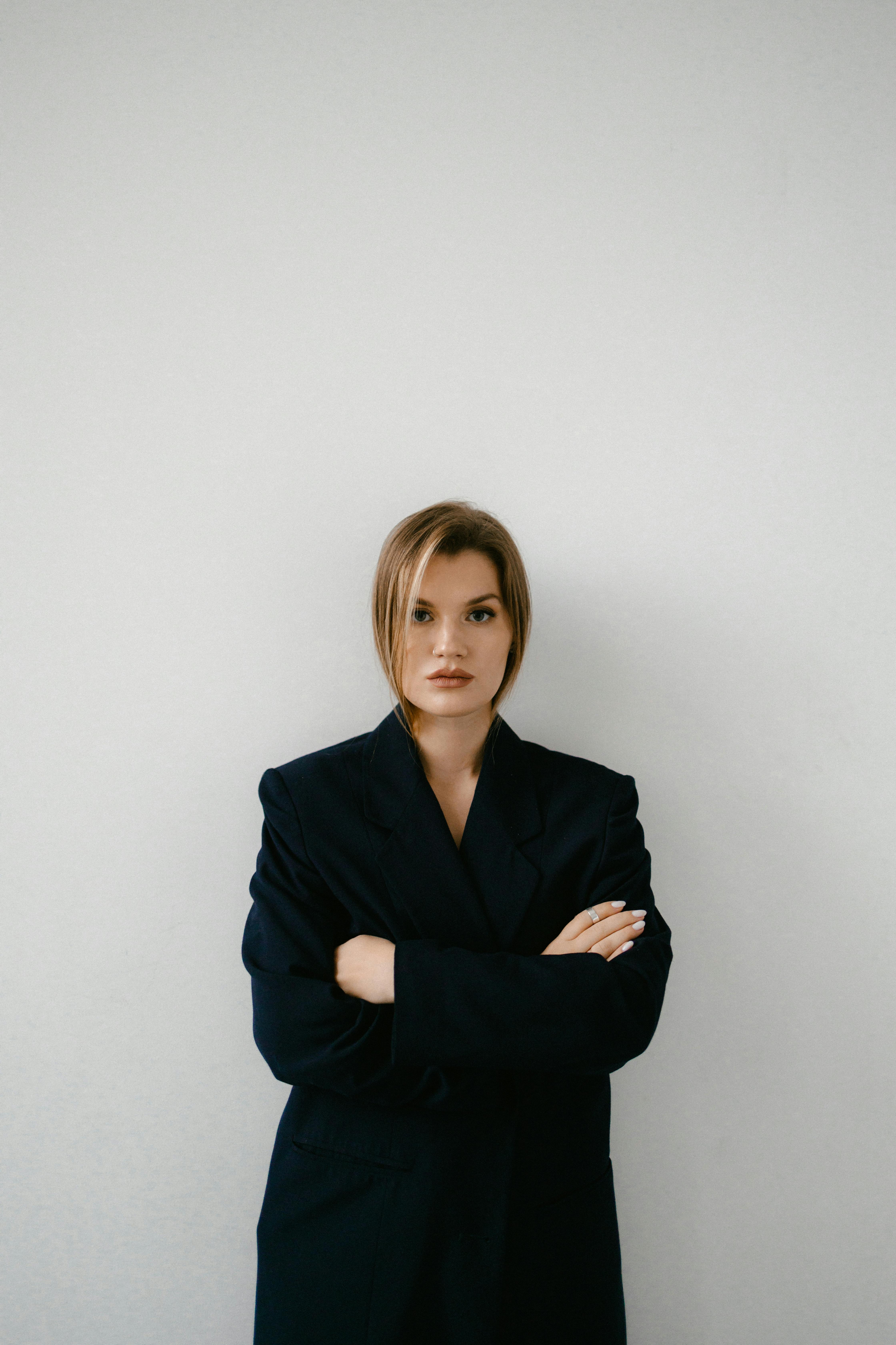 A serious woman with an attitude | Source: Pexels