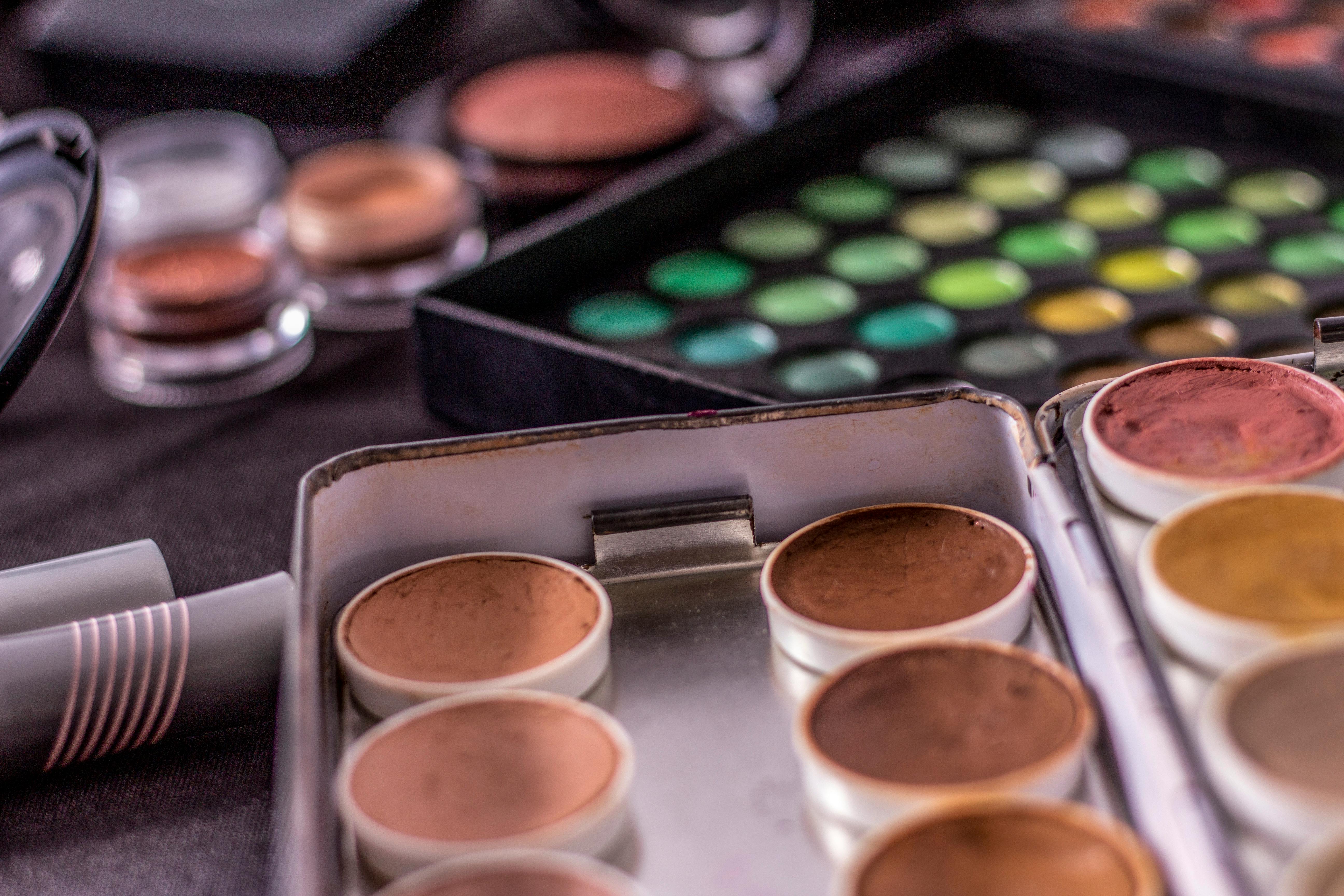 Makeup palettes | Source: Pexels