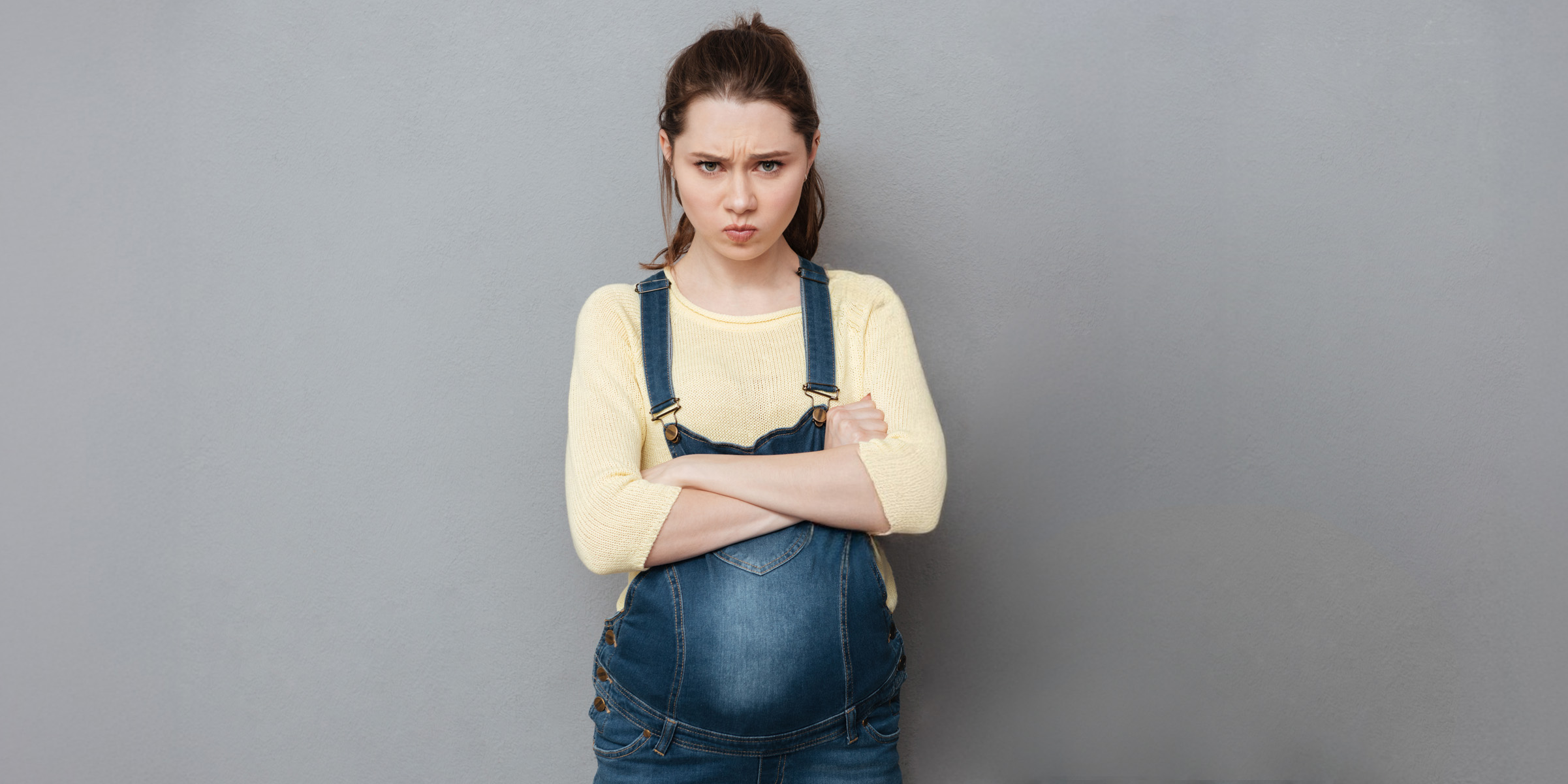 An angry pregnant woman | Source: Shutterstock