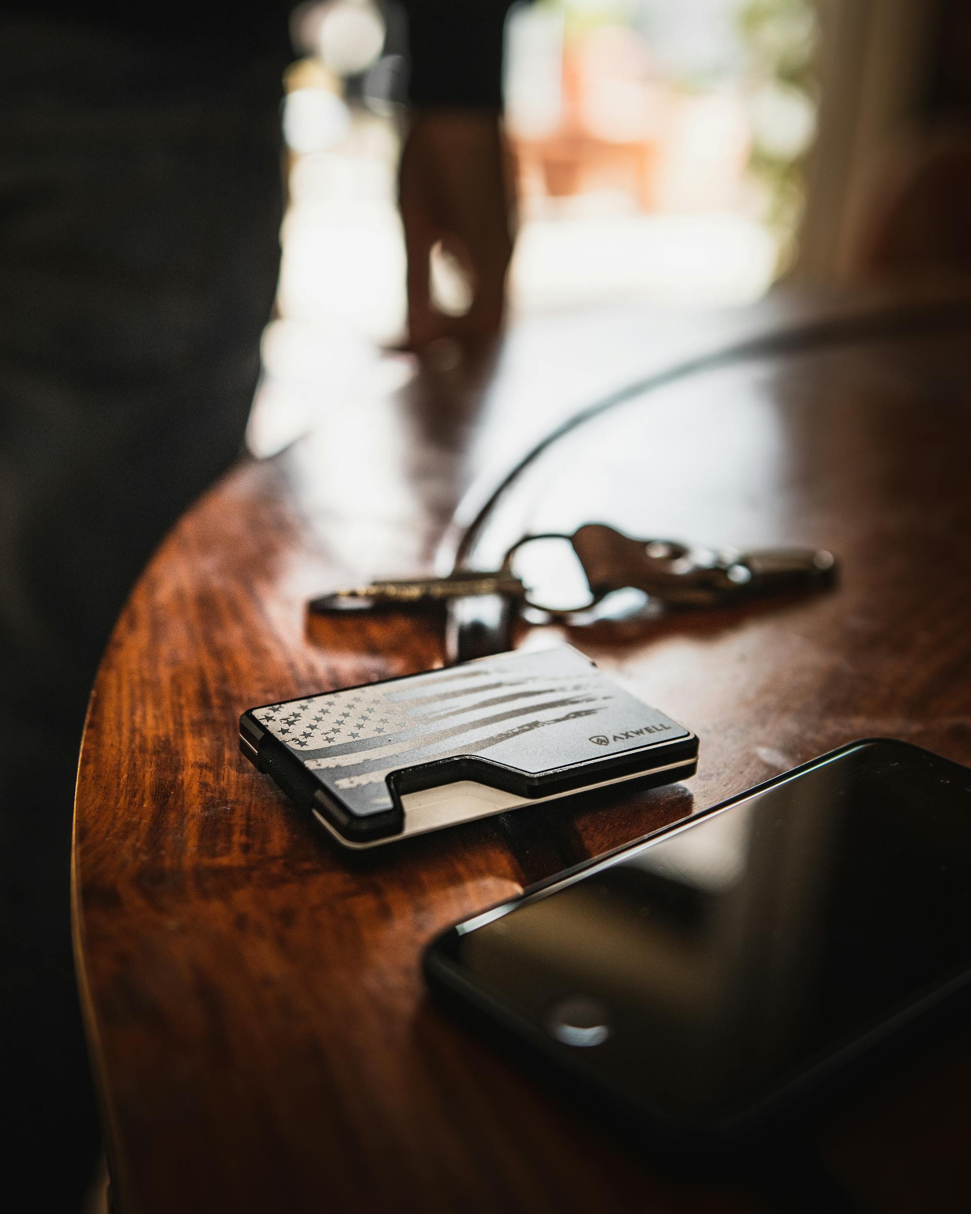 Keys on a table | Source: Pexels