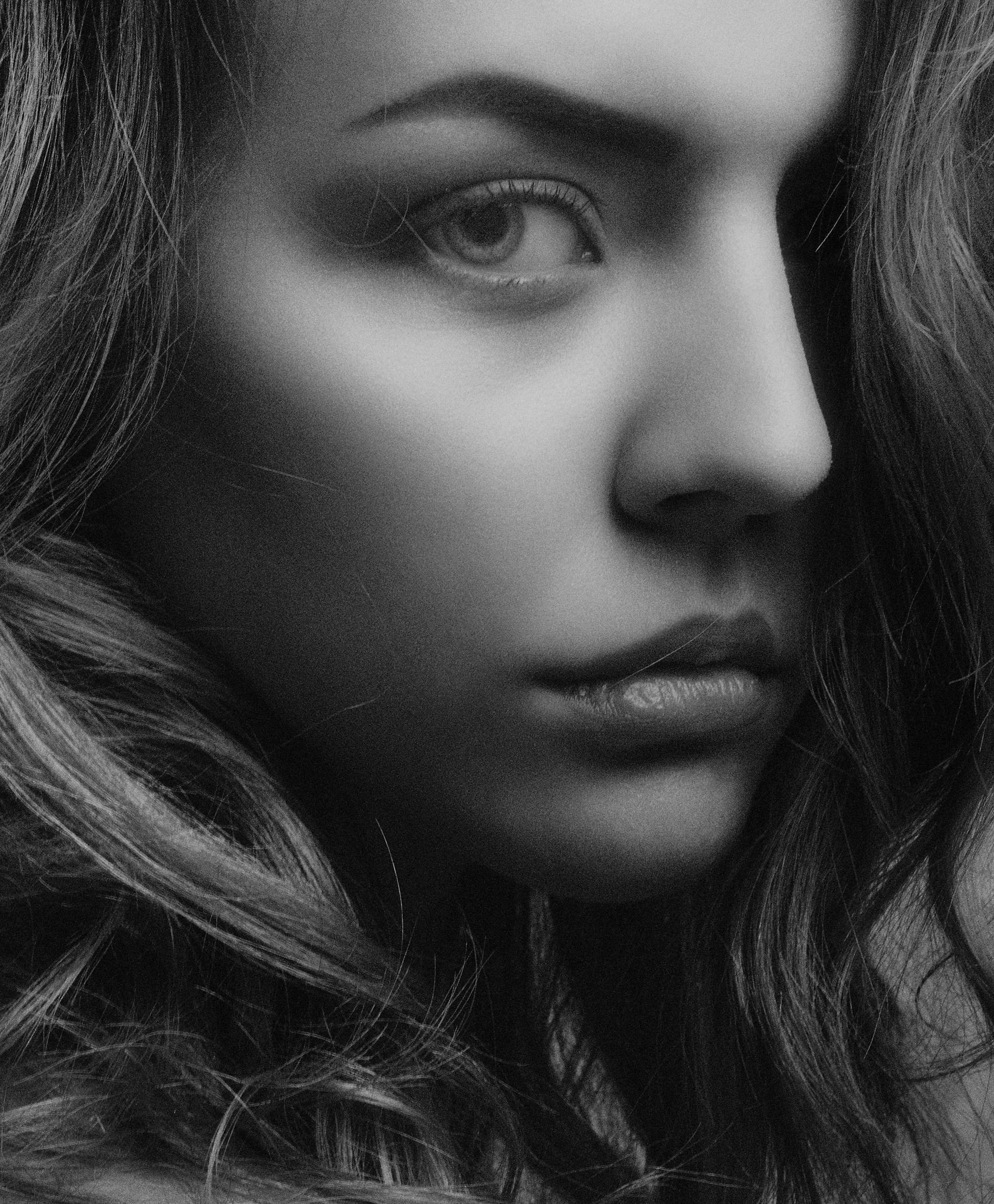 A worried woman | Source: Pexels