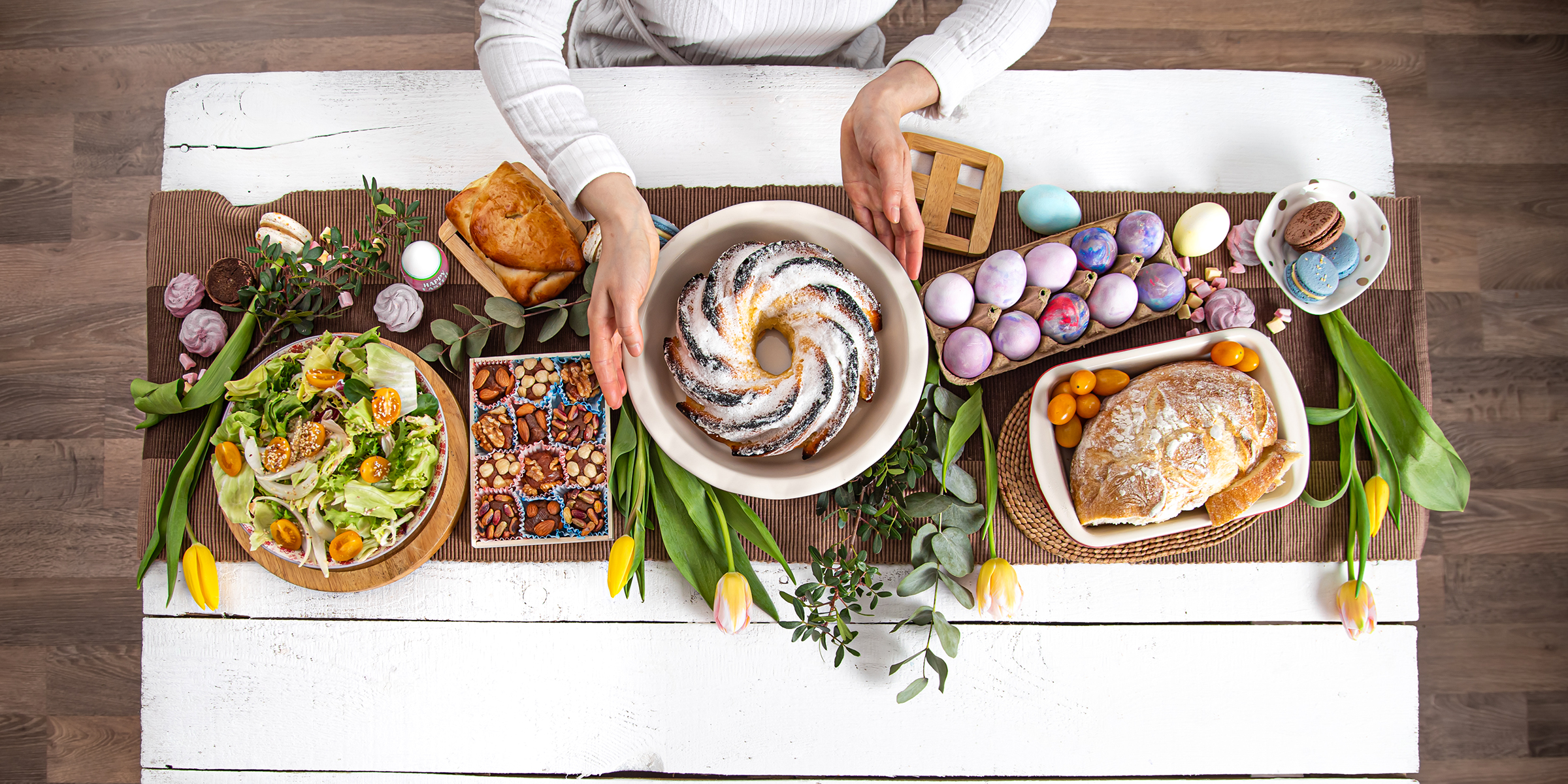 A table with food | Source: Shutterstock