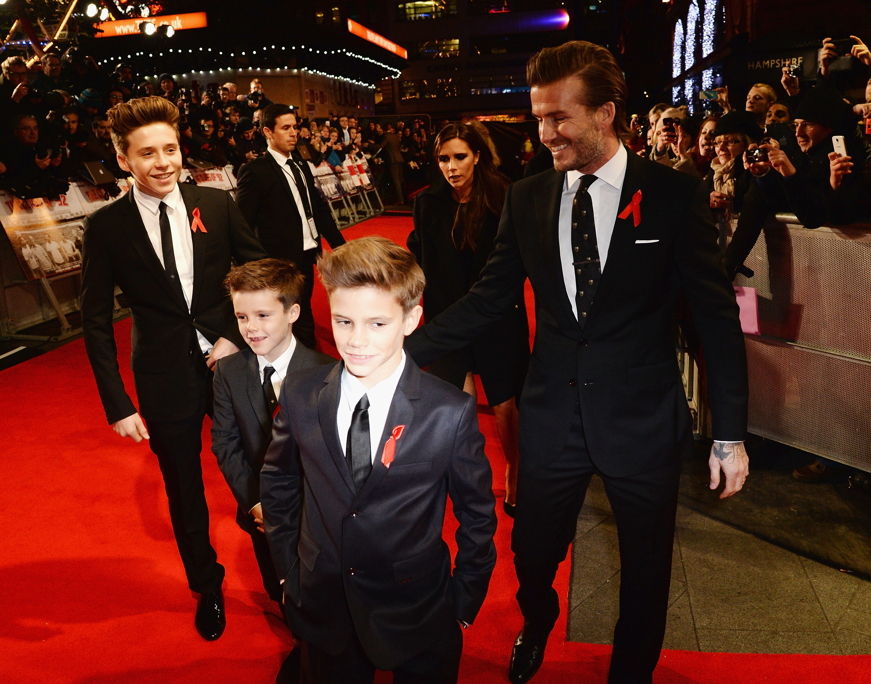 Brooklyn, Romeo, Cruz, Victoria, and David Beckham attend the World premiere of "The Class of 92" at Odeon West End on December 1, 2013 in London, England. | Source: Getty Images