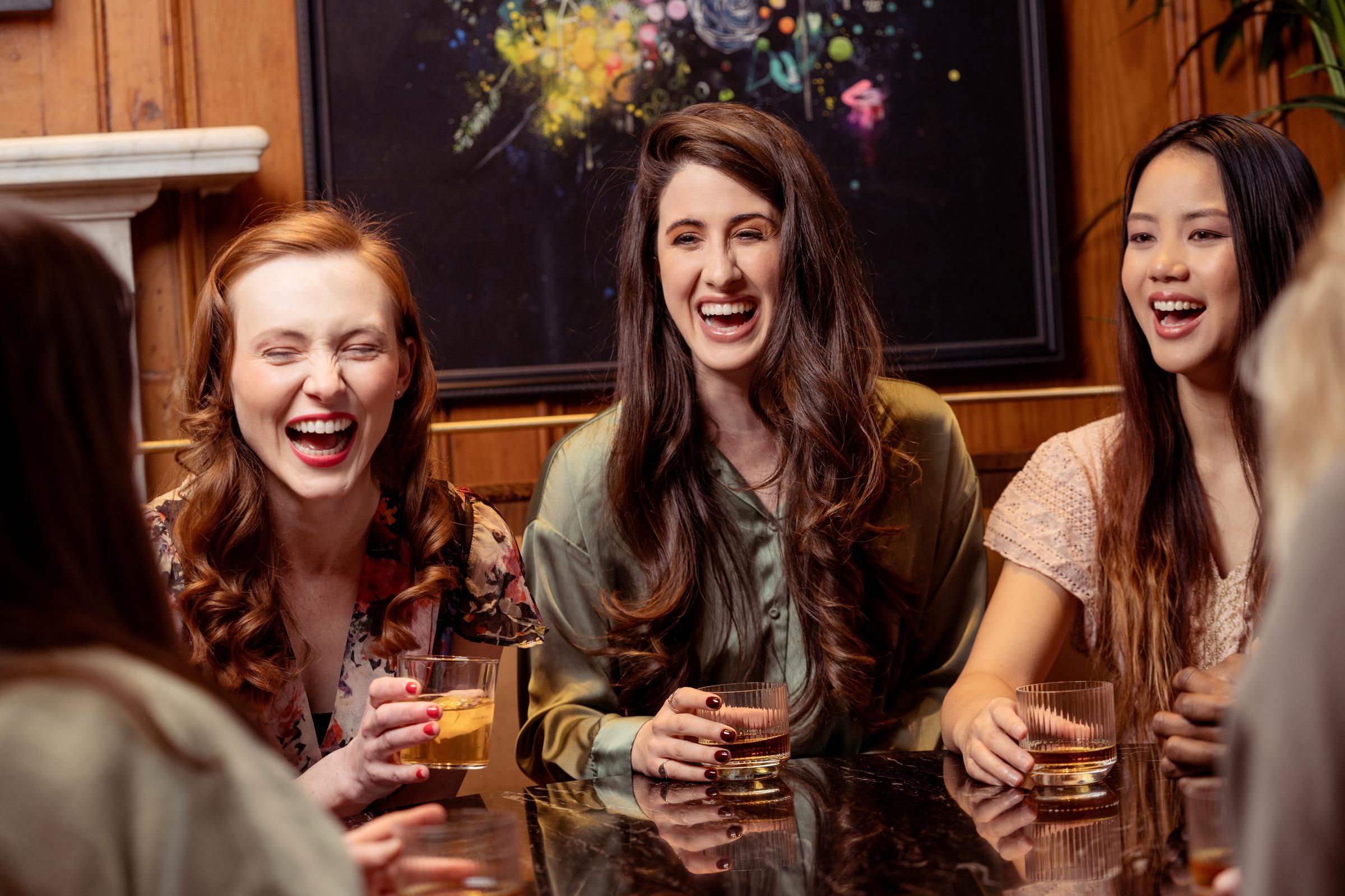 Friends laughing | Source: Unsplash