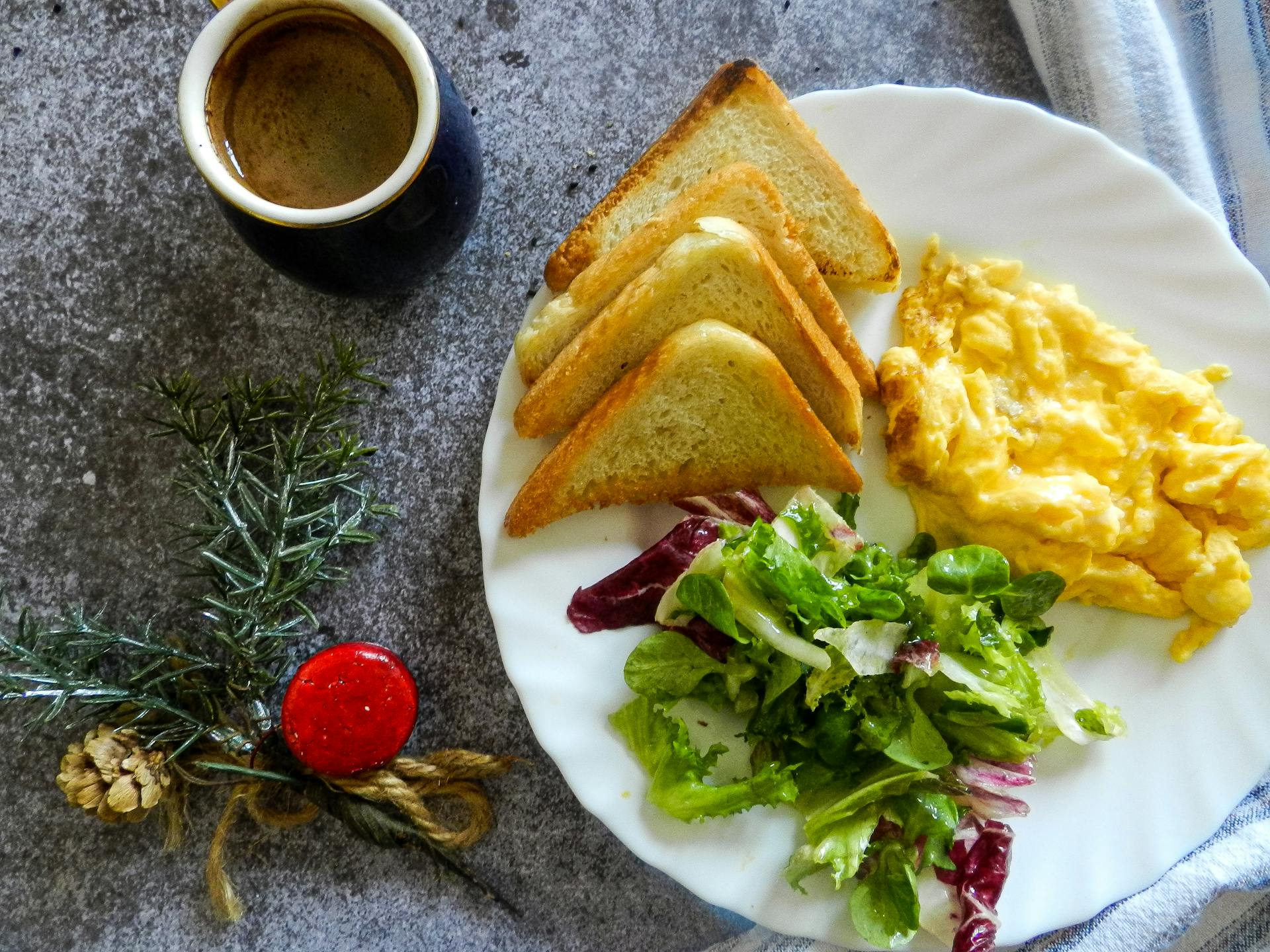 A breakfast meal | Source: Pexels