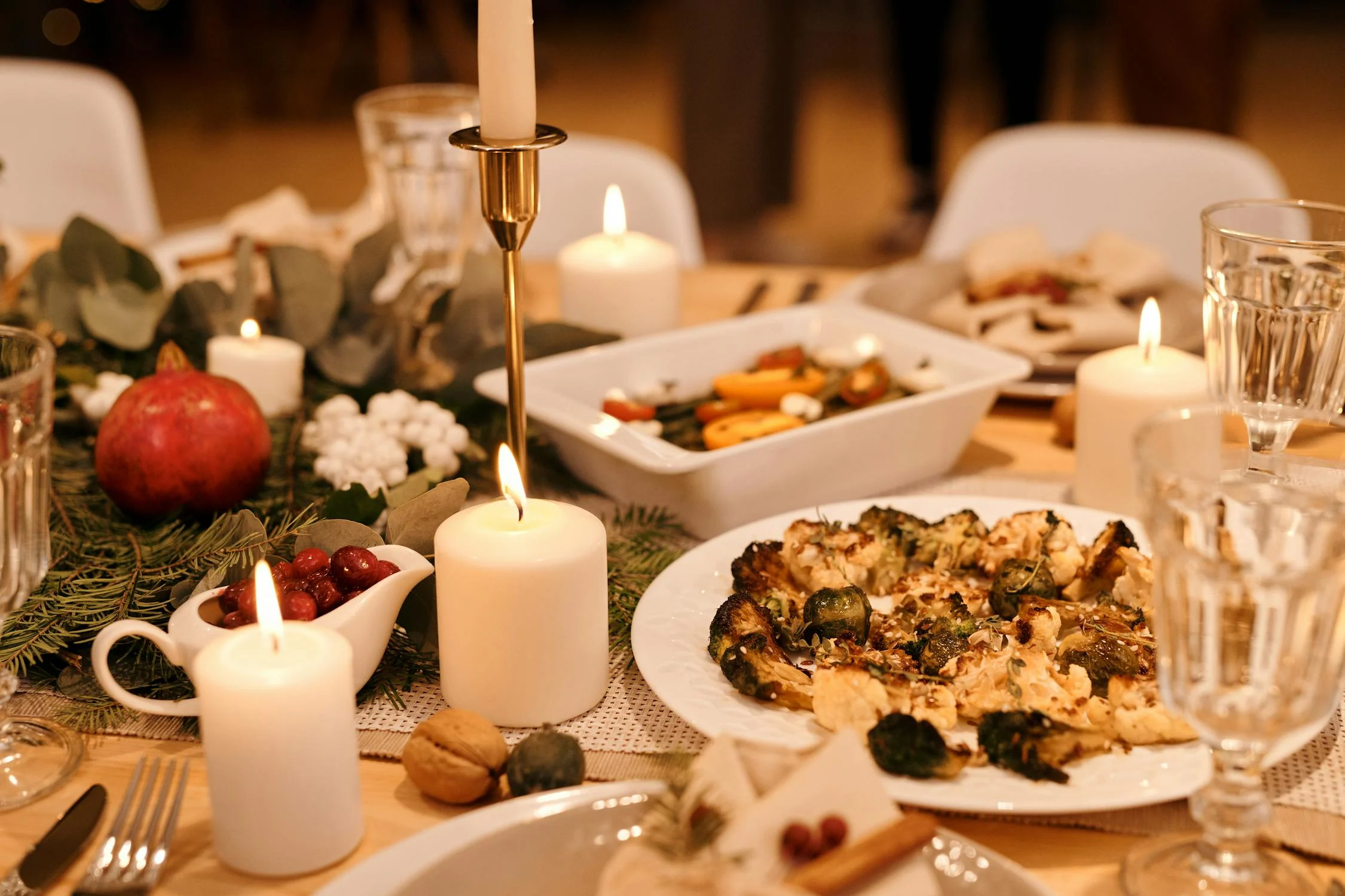 A cozy dinner | Source: Pexels