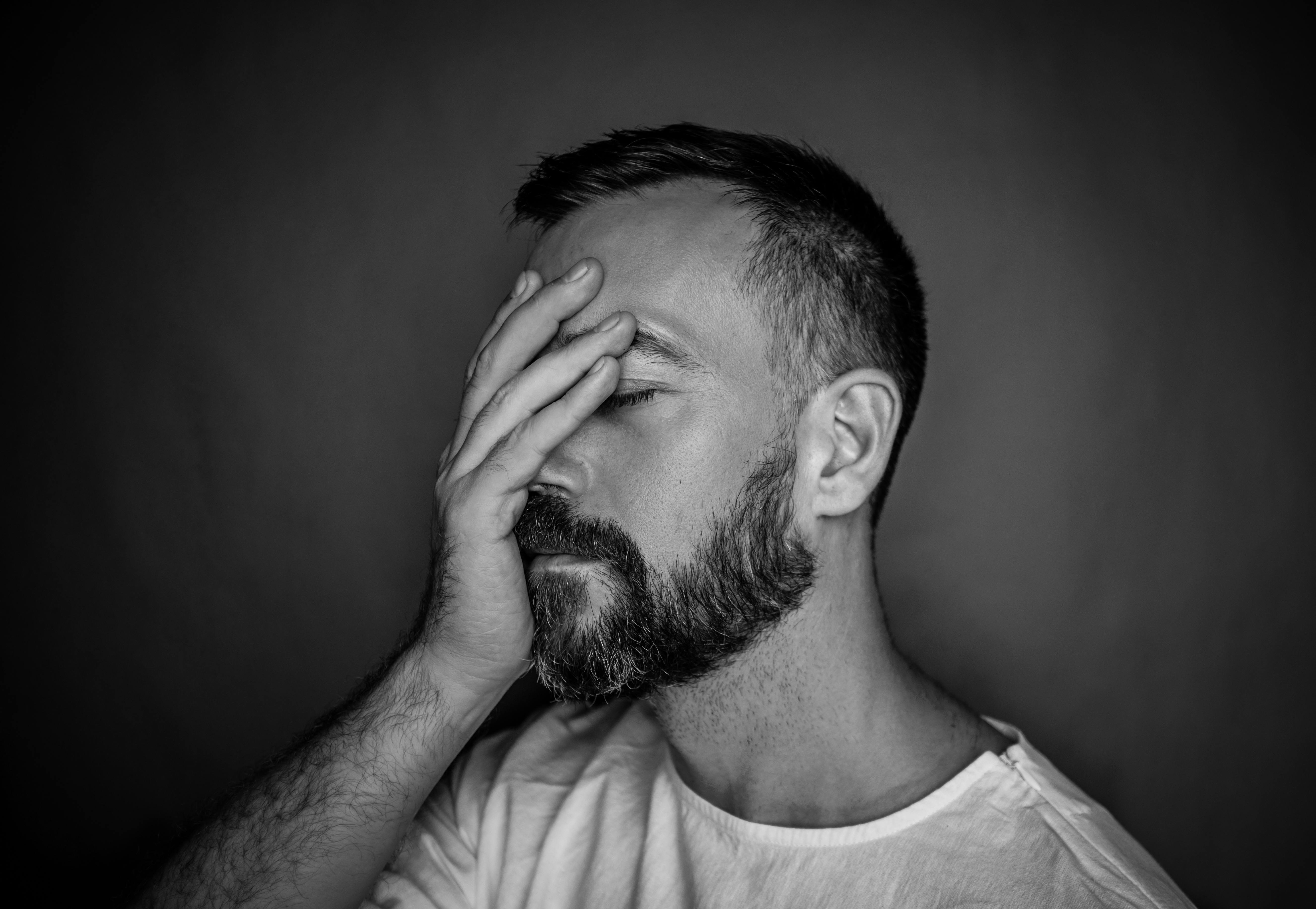 A stressed man | Source: Pexels