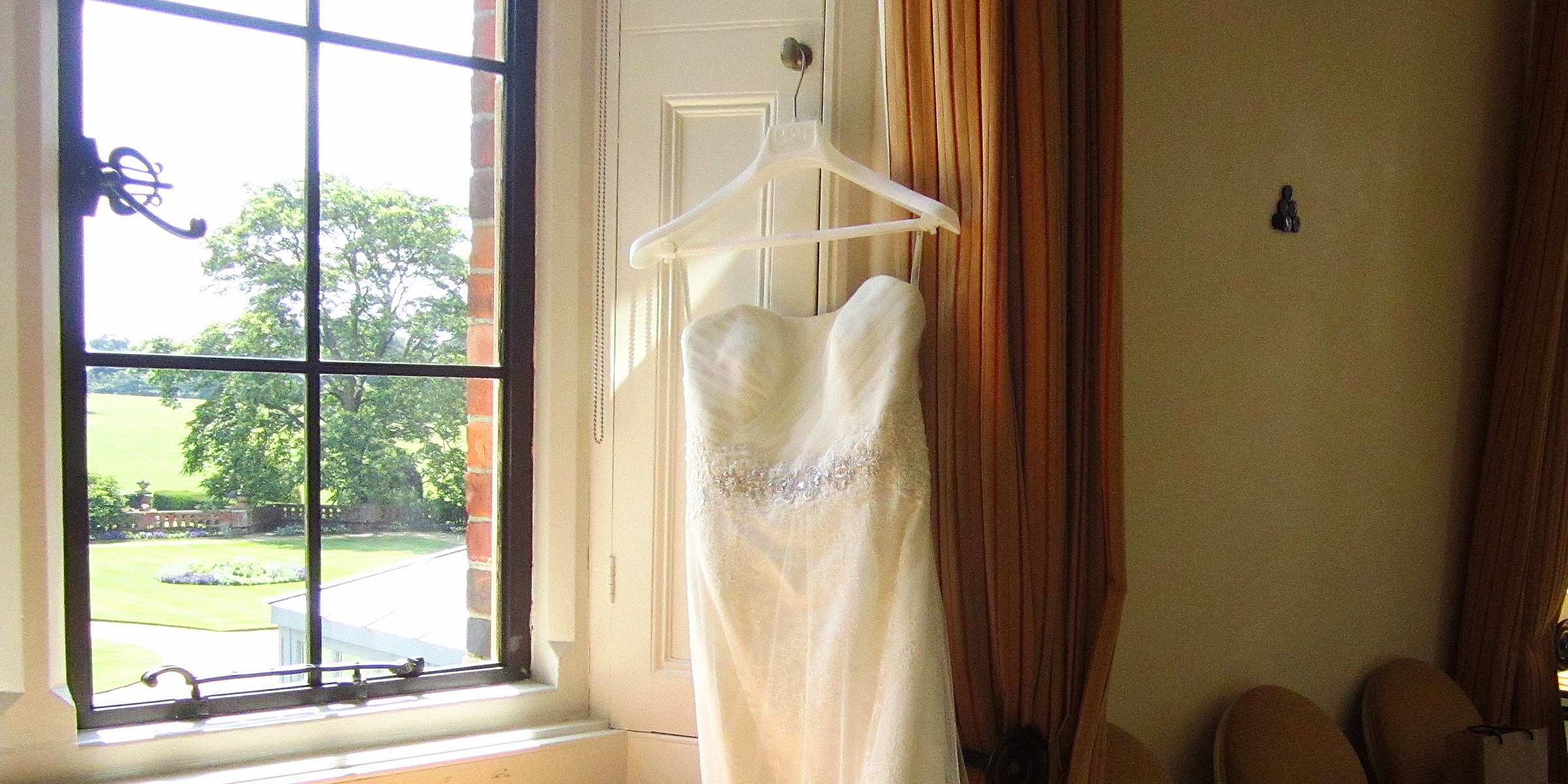A wedding dress | Source: Flickr