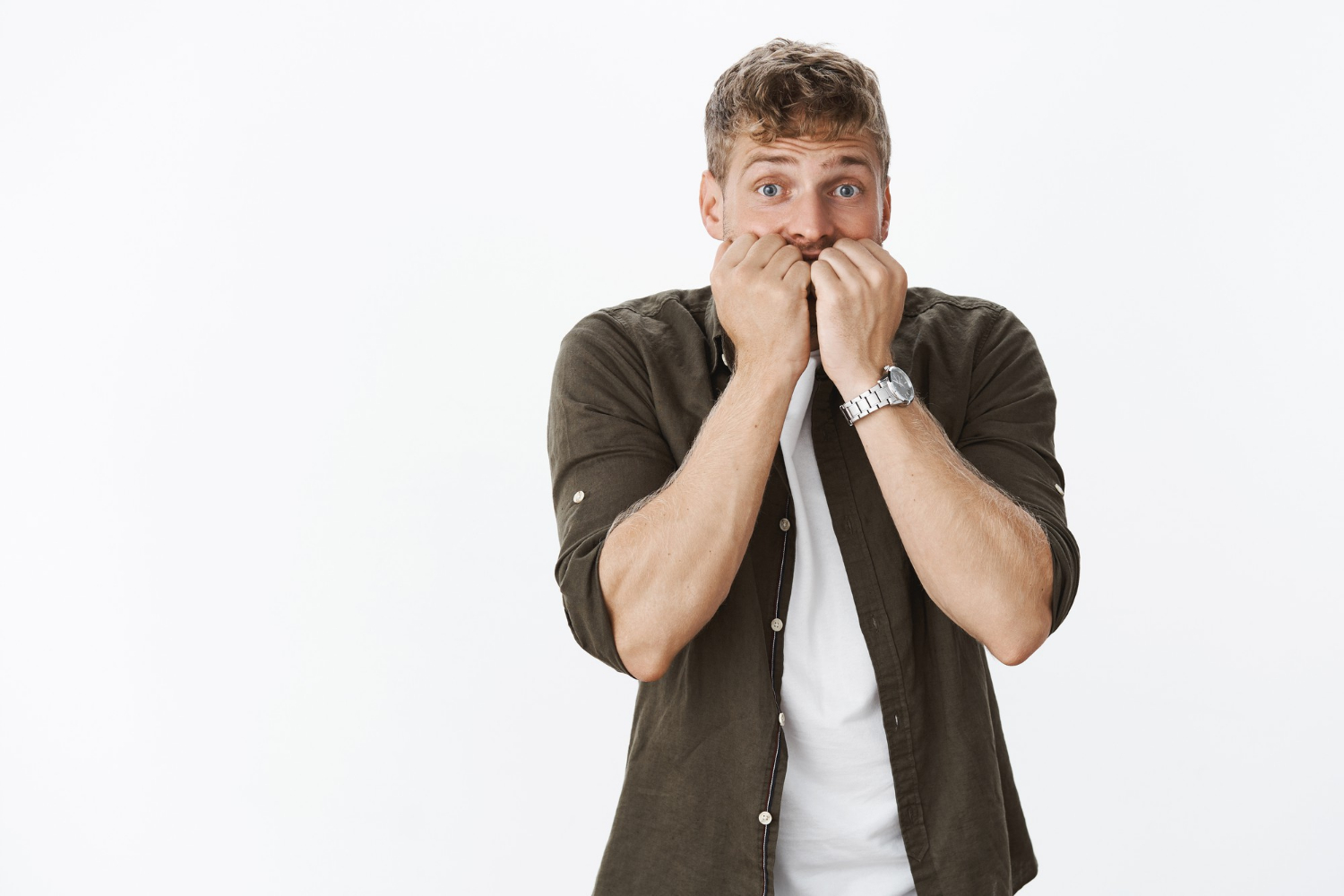 A startled man | Source: Freepik