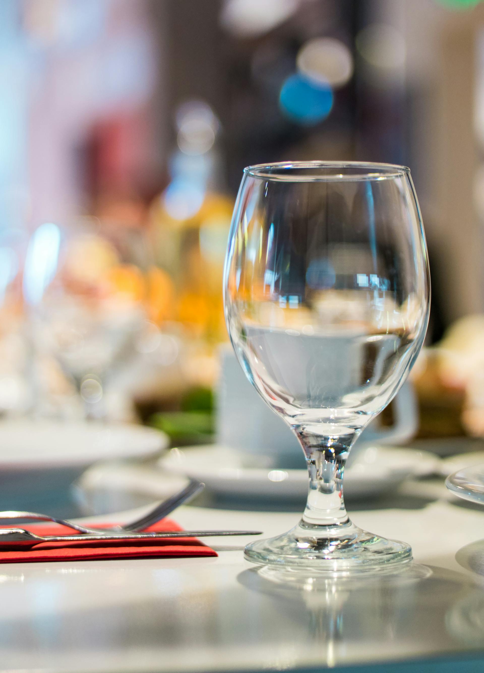 A glass on a table | Source: Pexels