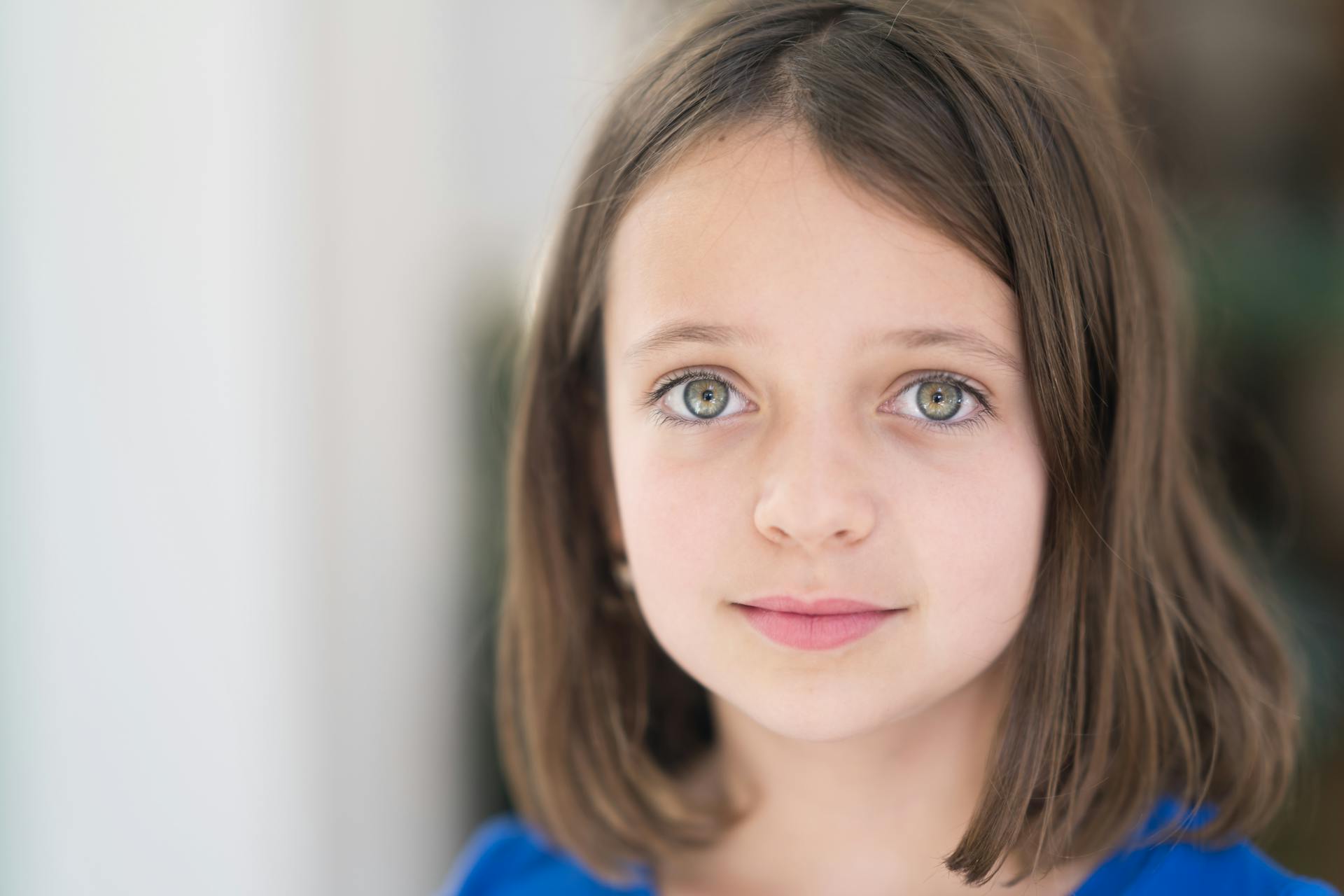 A little girl smiling | Source: Pexels