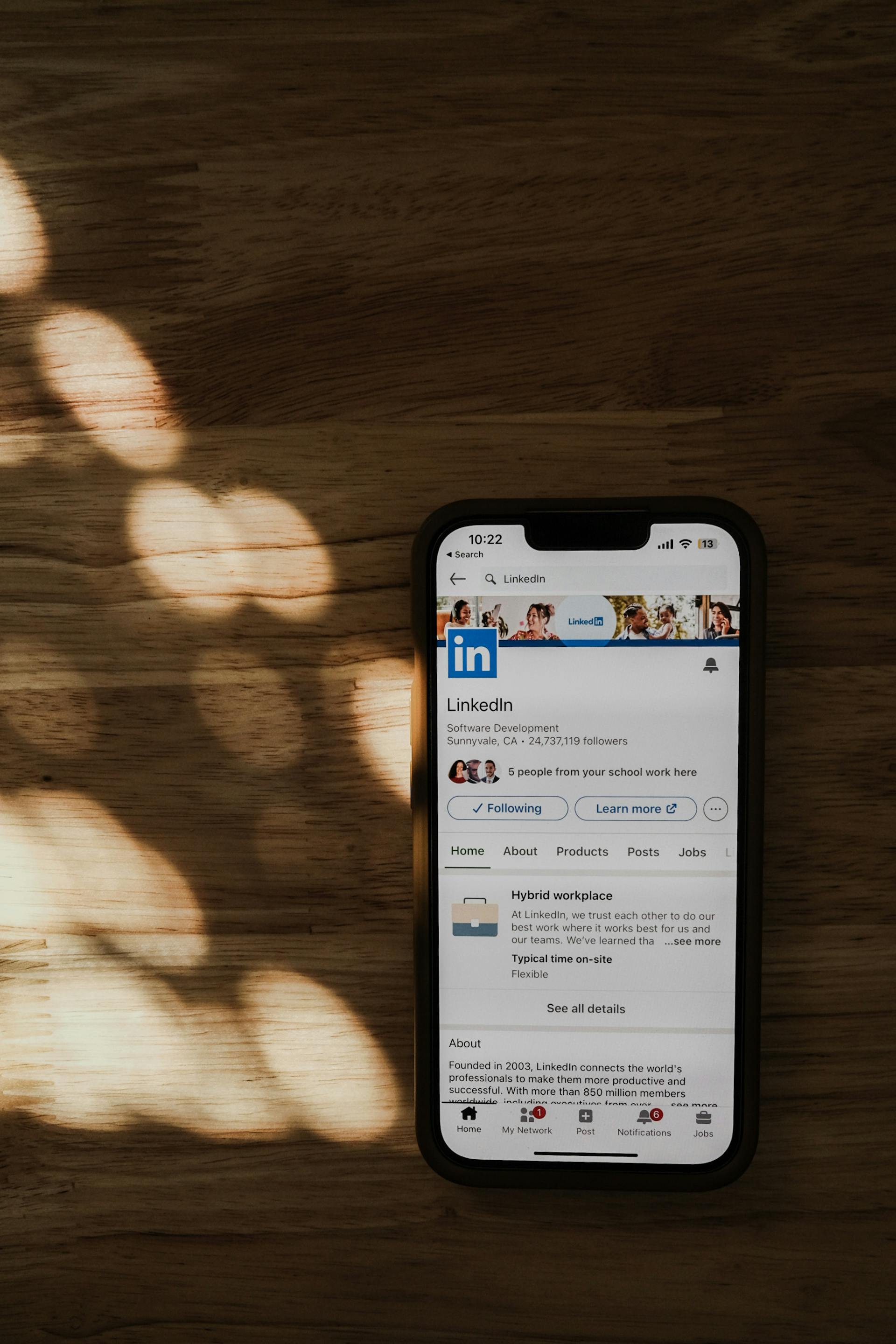 A phone screen displaying the LinkedIn app | Source: Pexels