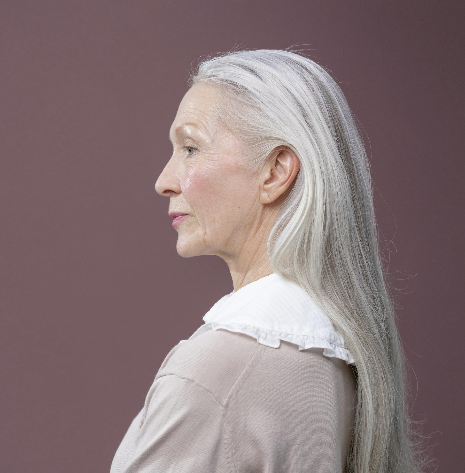 A stern-looking woman | Source: Pexels