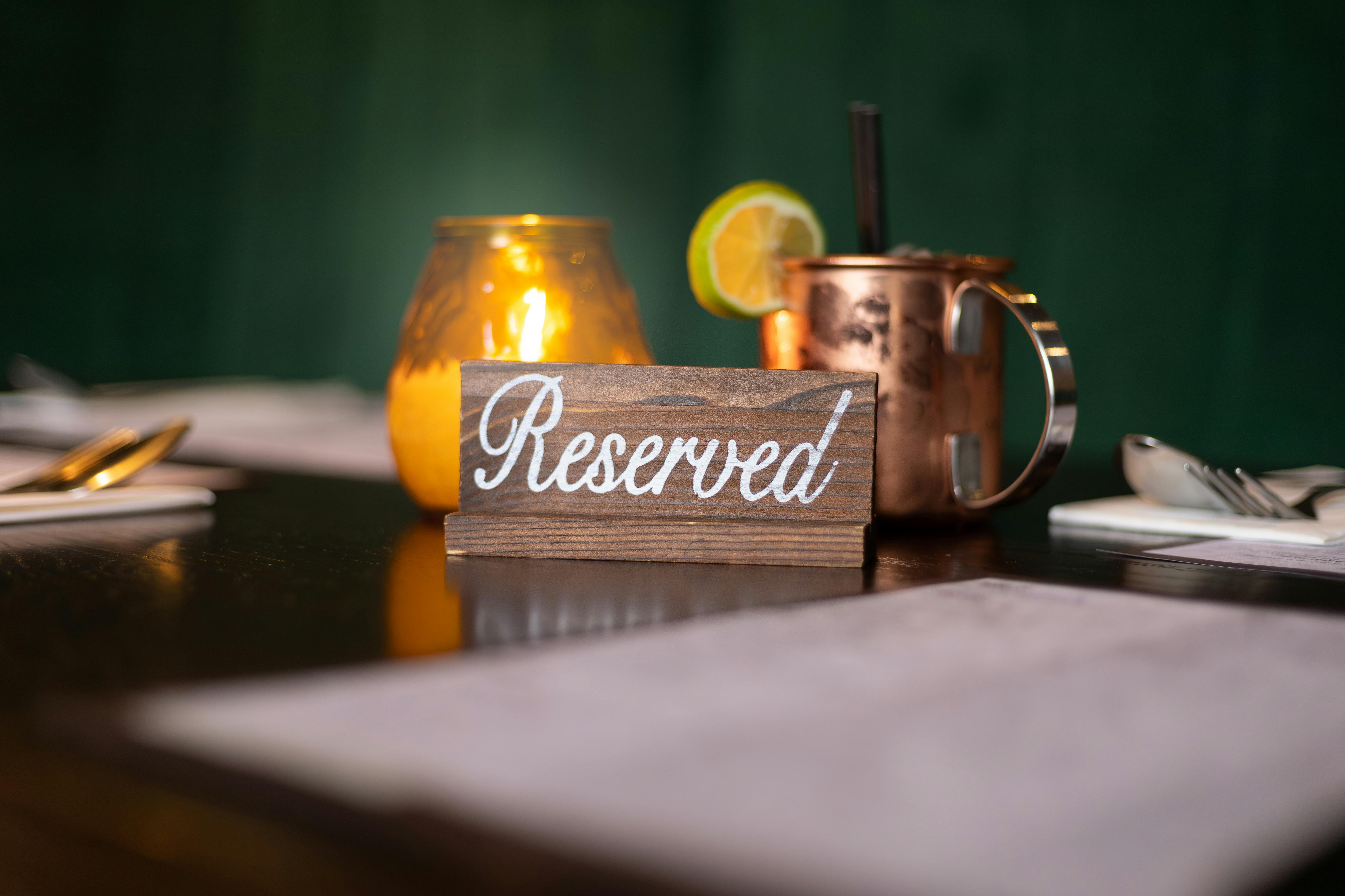 Reserved restaurant table | Source: Pexels