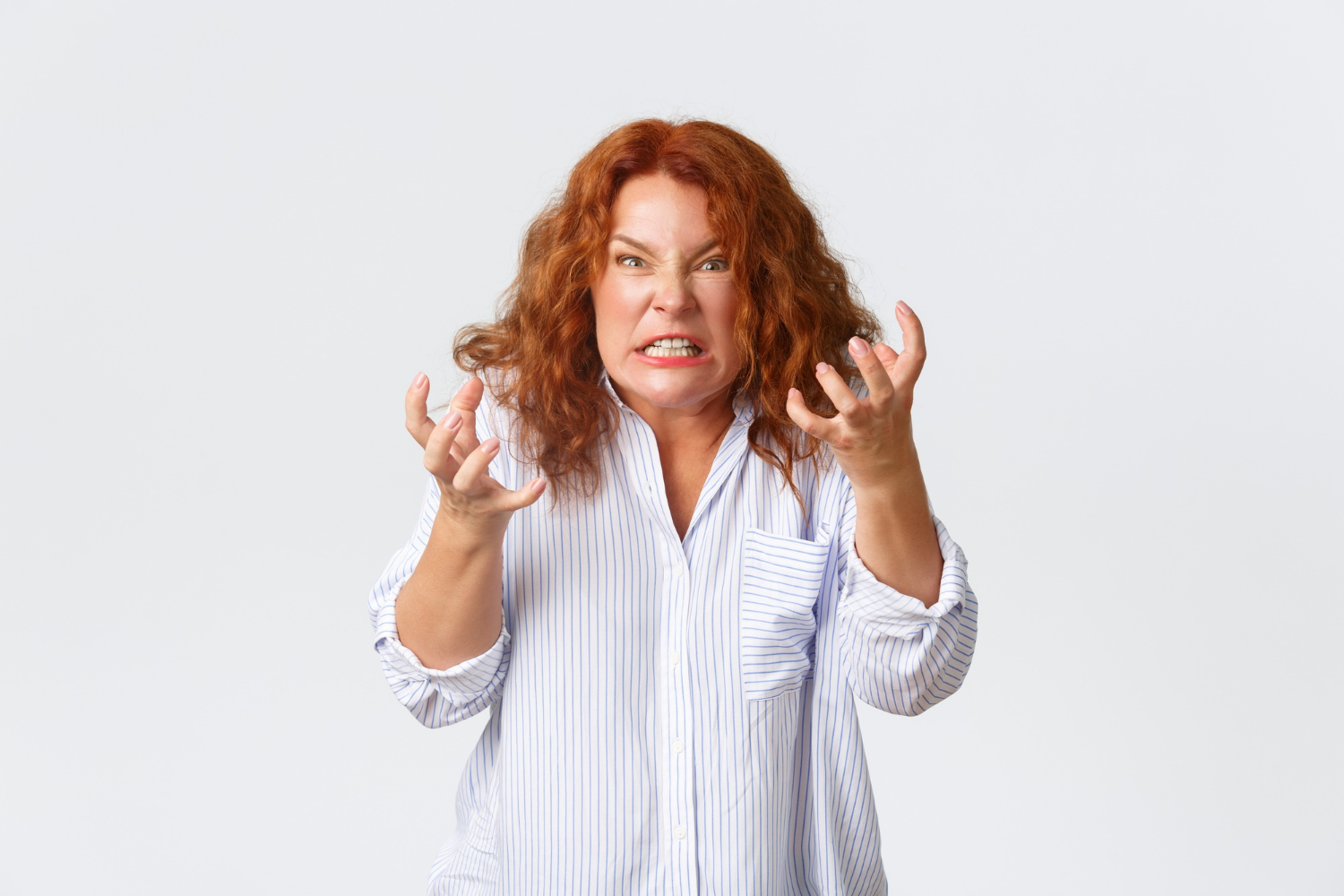 A furious woman | Source: Freepik