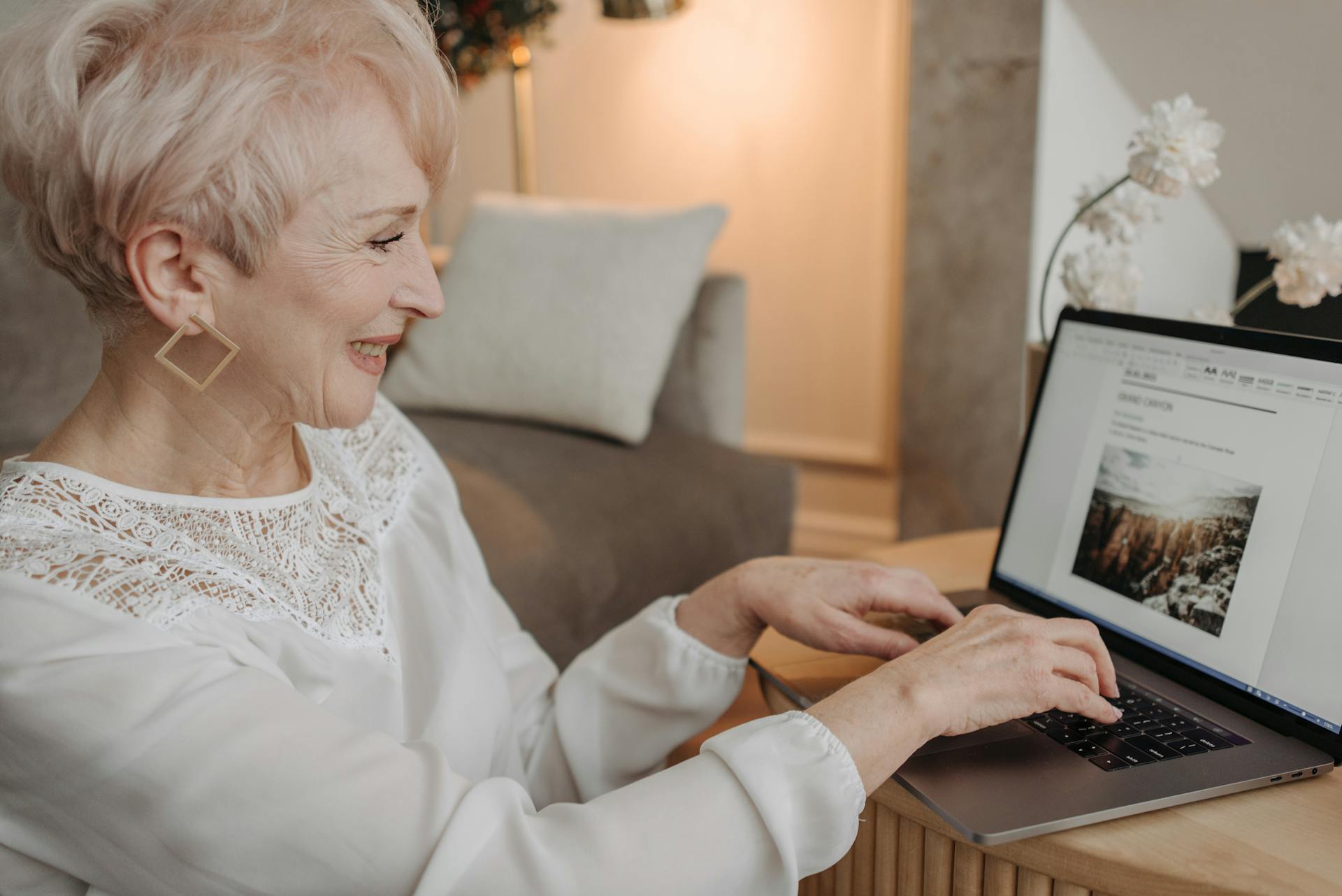 A senior woman using a laptop | Source: Pexels