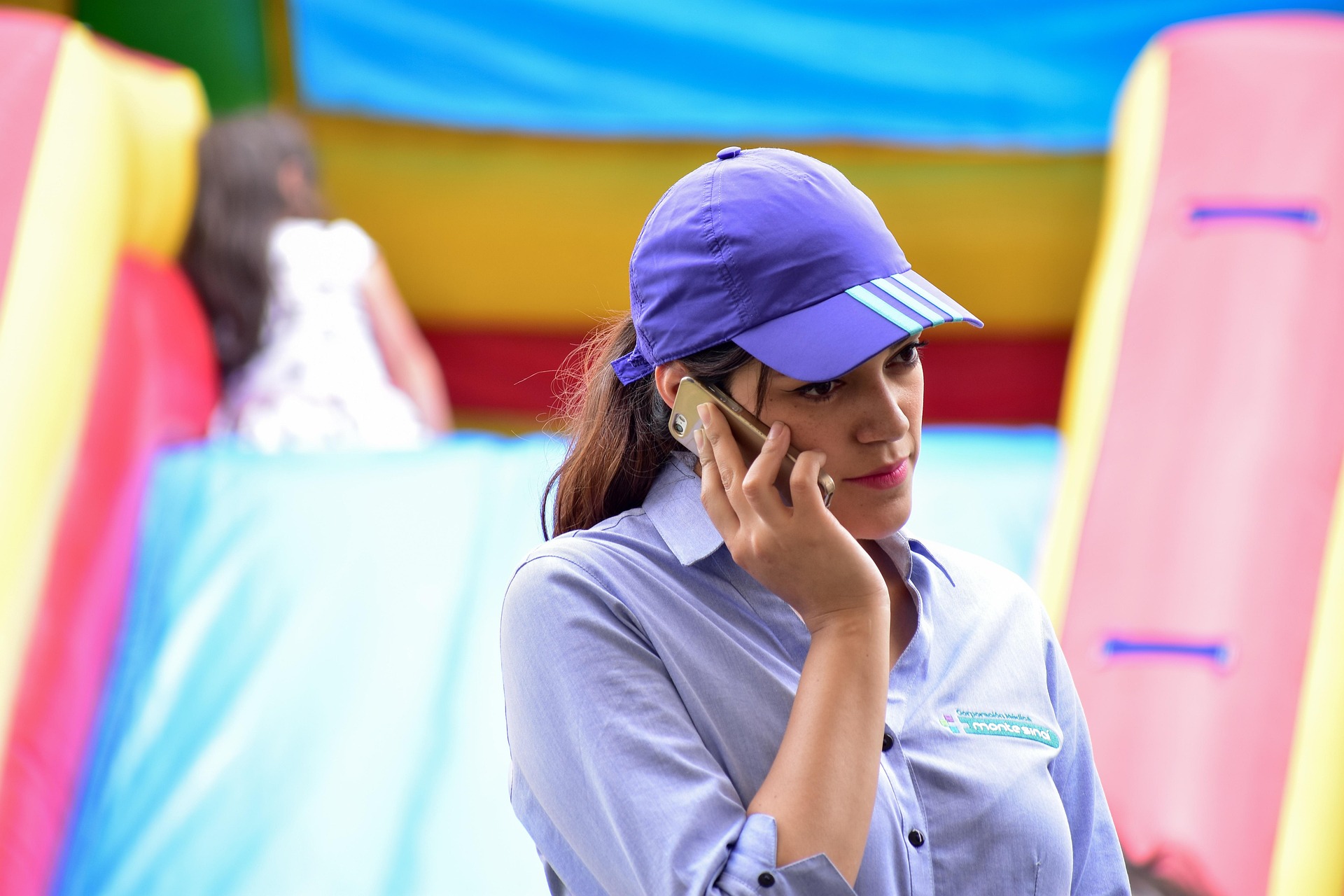 Woman on phone | Source: Pixabay