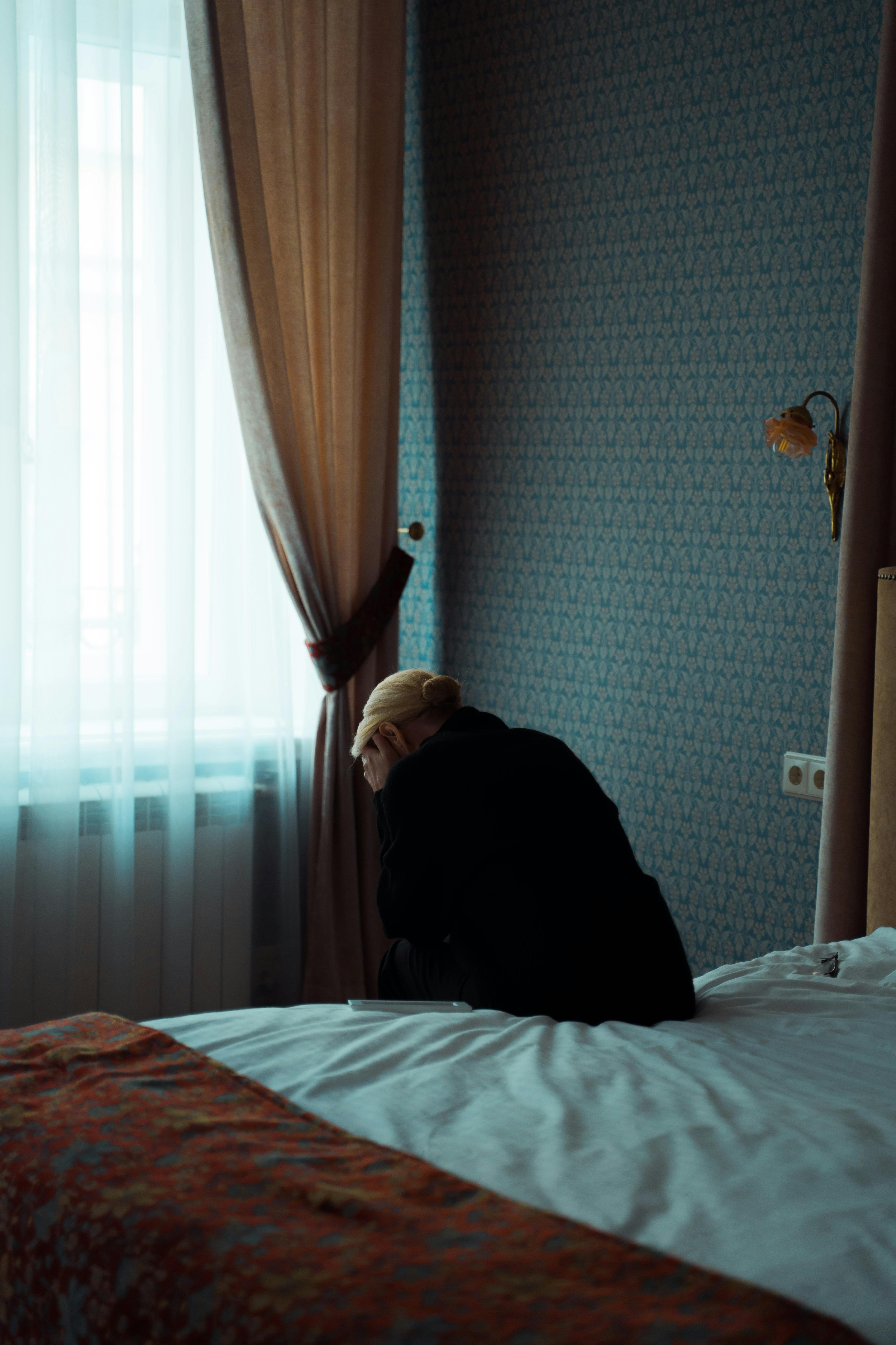 A distressed woman | Source: Pexels