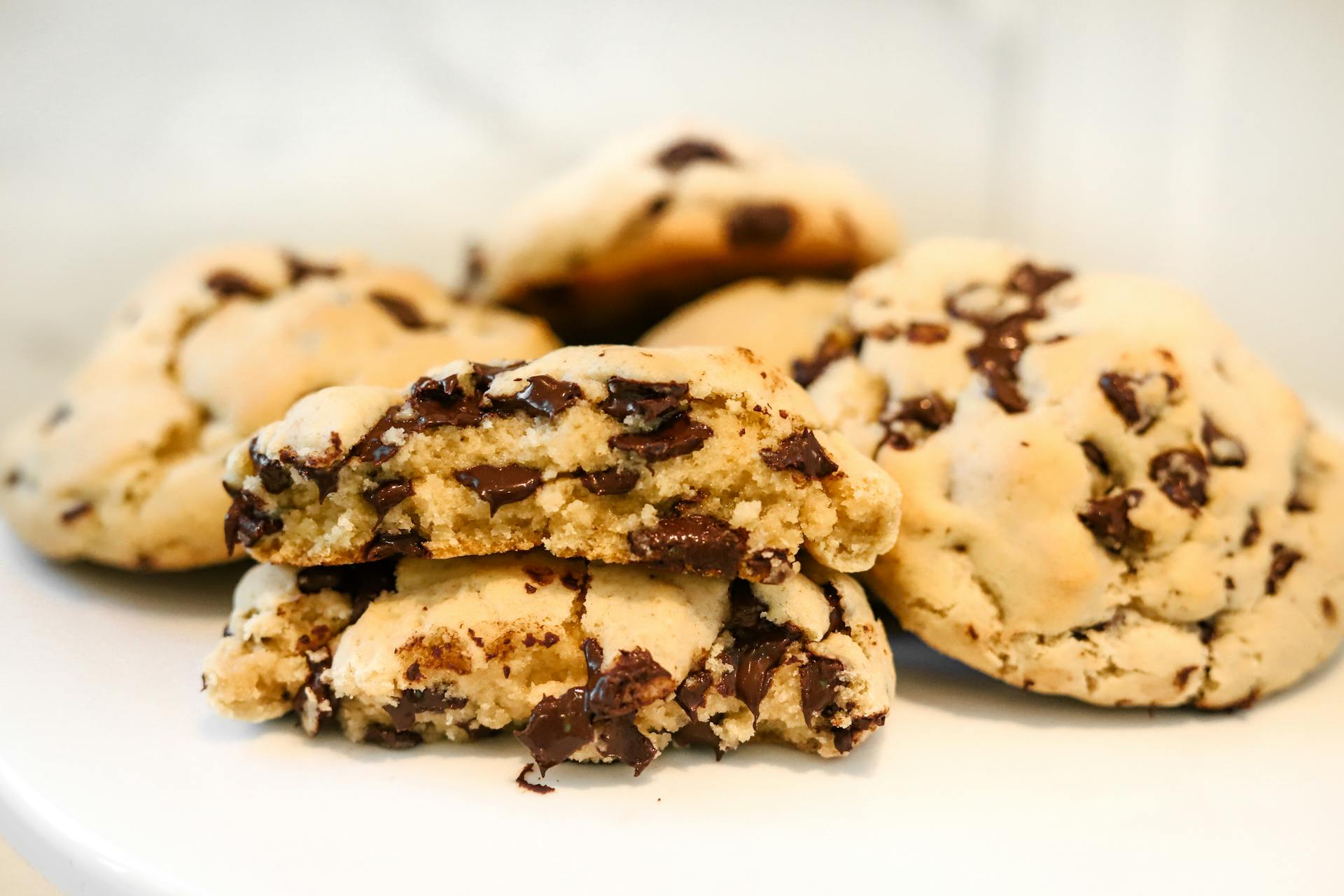 Chocolate chip cookies | Source: Pexels