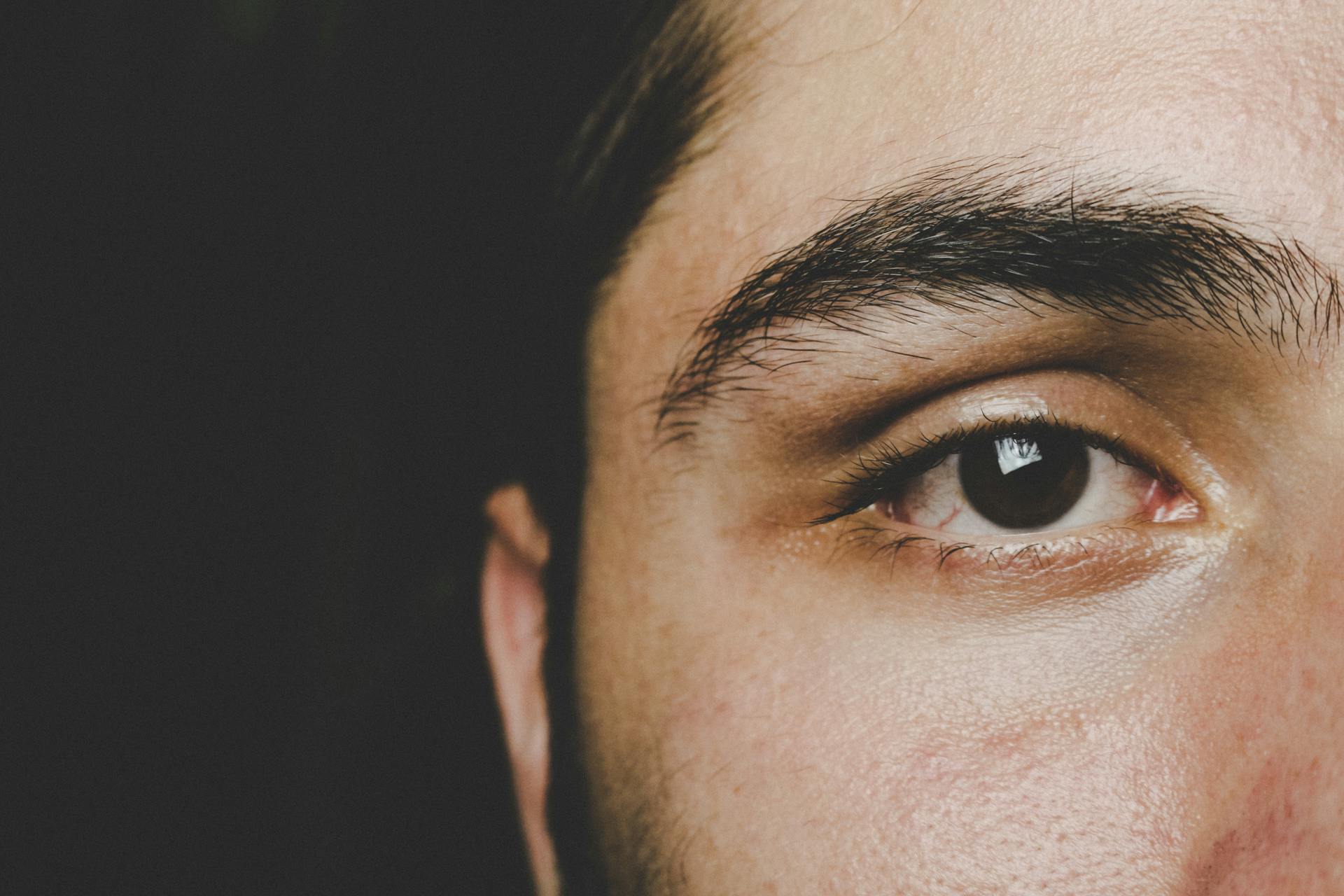 Close up of a man's face | Source: Pexels