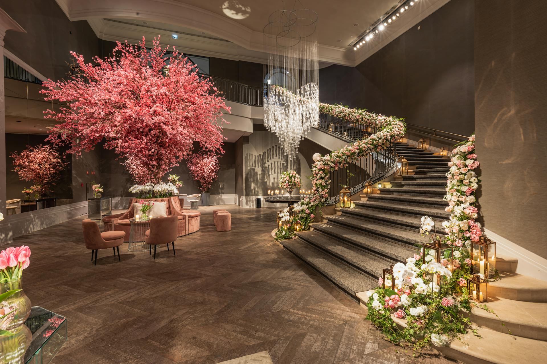 A hall decorated for an event | Source: Pexels