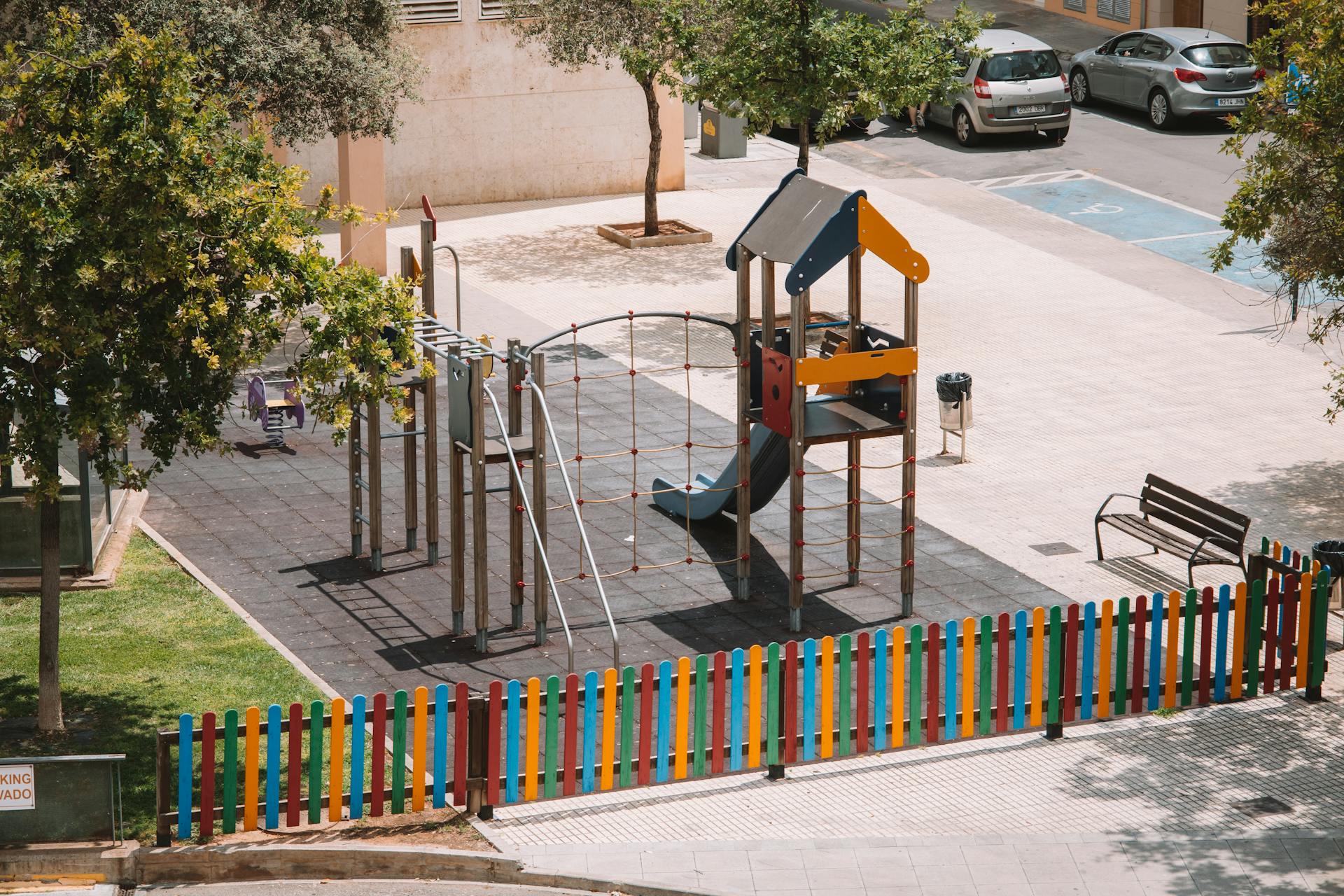 A playground in a city | Source: Pexels