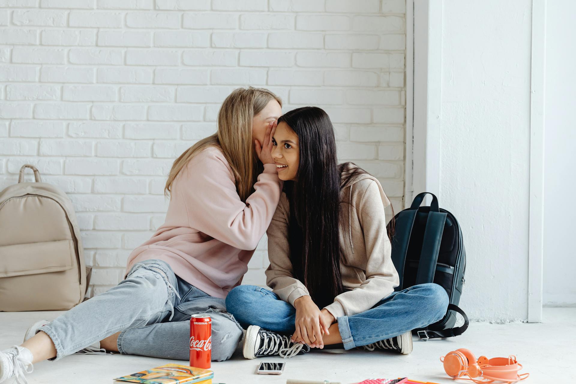 Two teen girls spending time together | Source: Pexels
