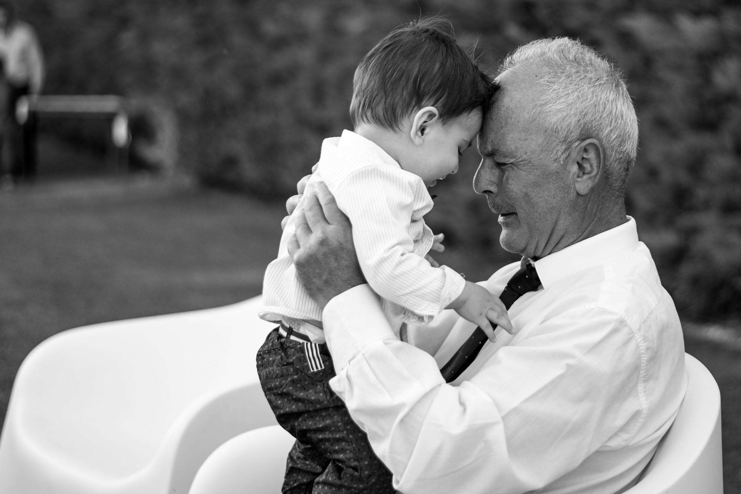 A grandfather and grandson | Source: Unsplash