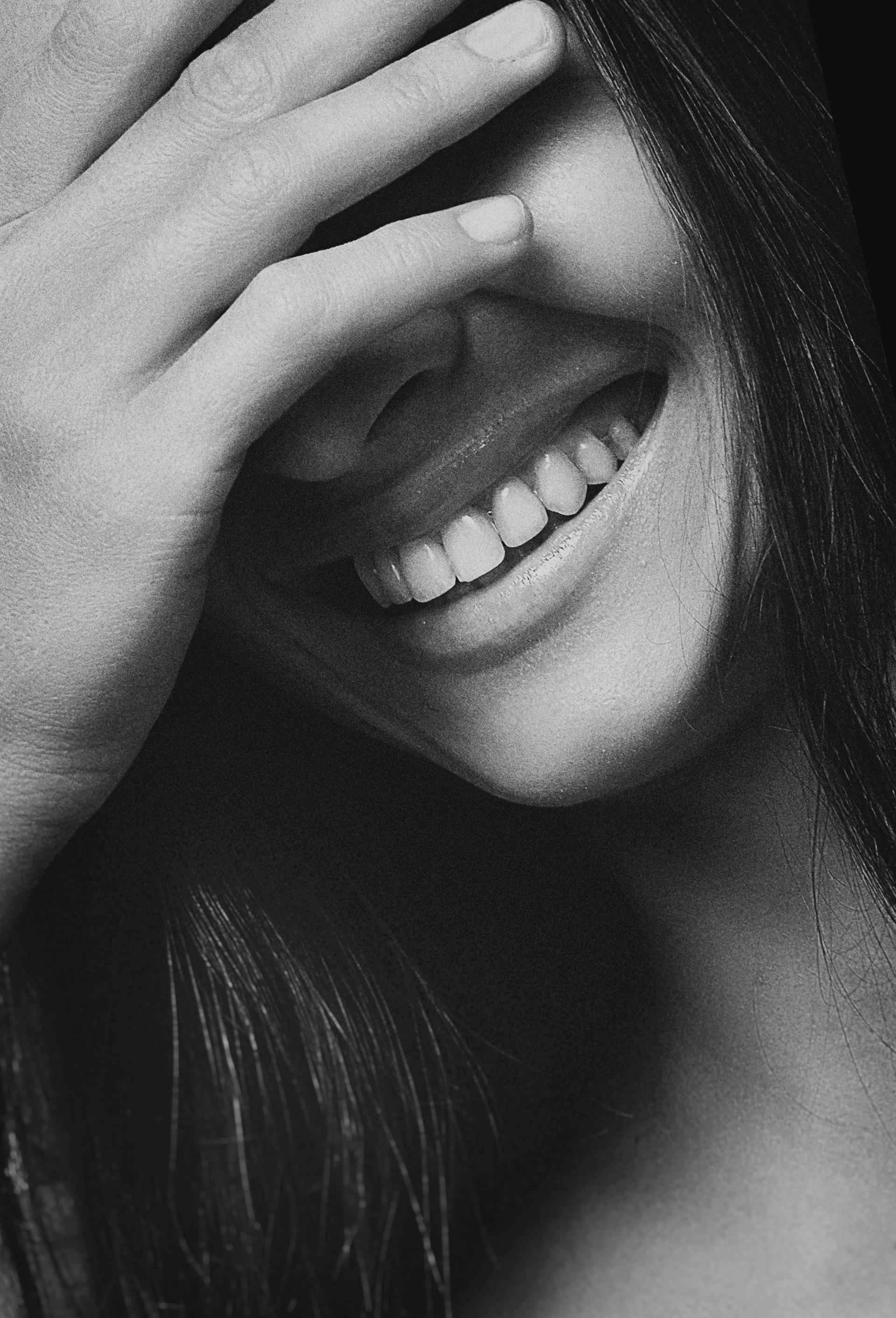 A laughing woman | Source: Pexels