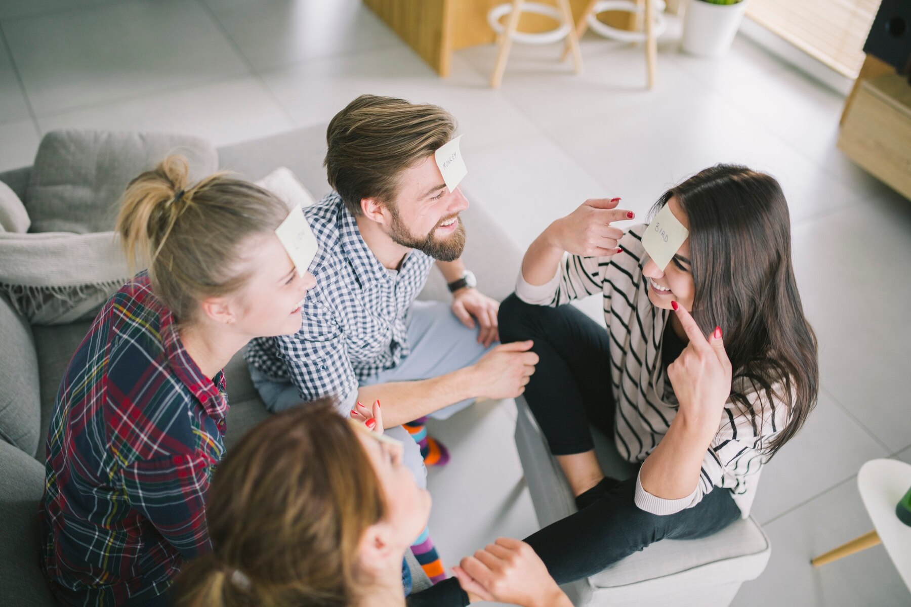 A family bonding over games | Source: FreePik