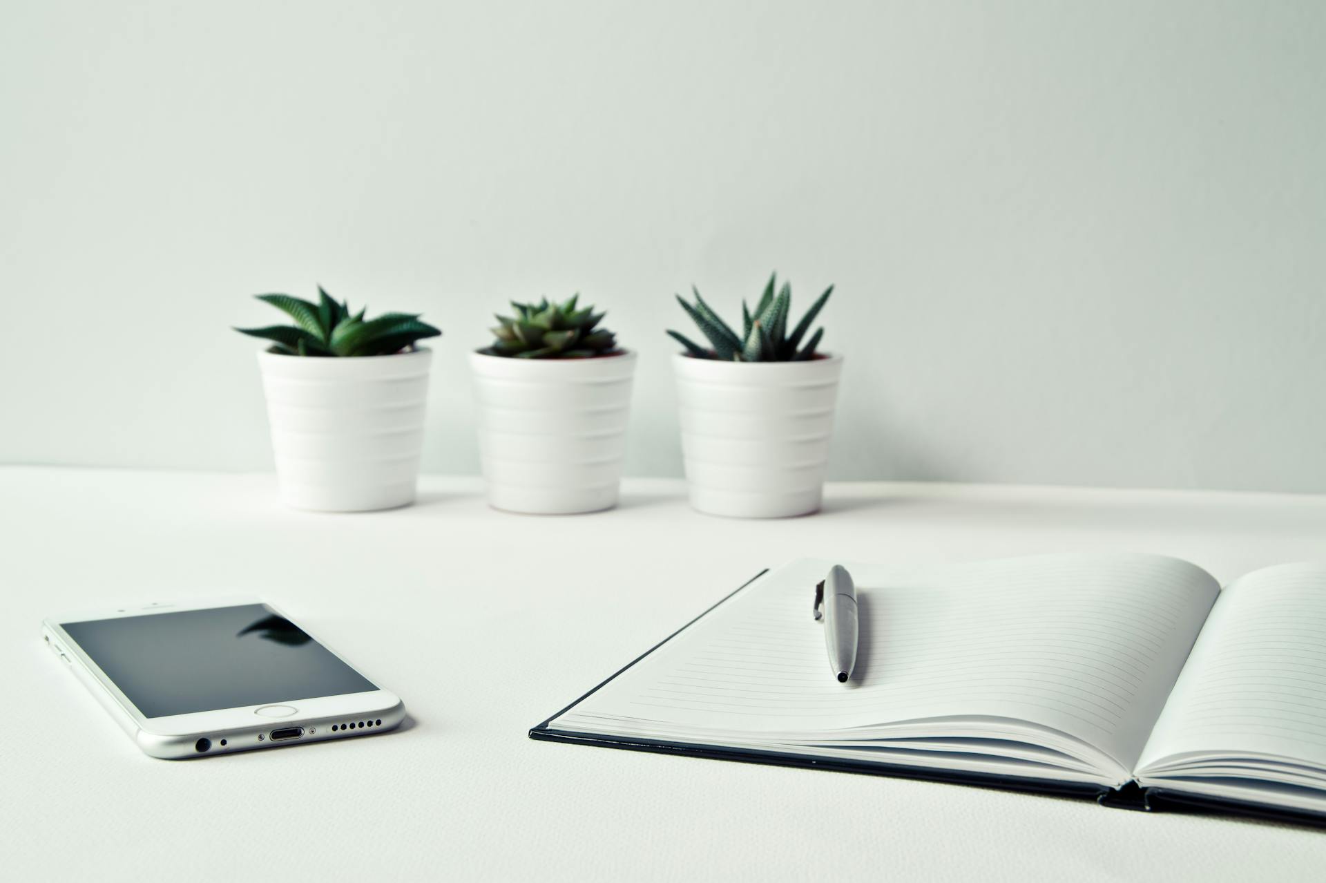 A notebook on a table | Source: Pexels